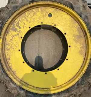 Used 10 x 54 Stub Disc Wheel Yellow image 2