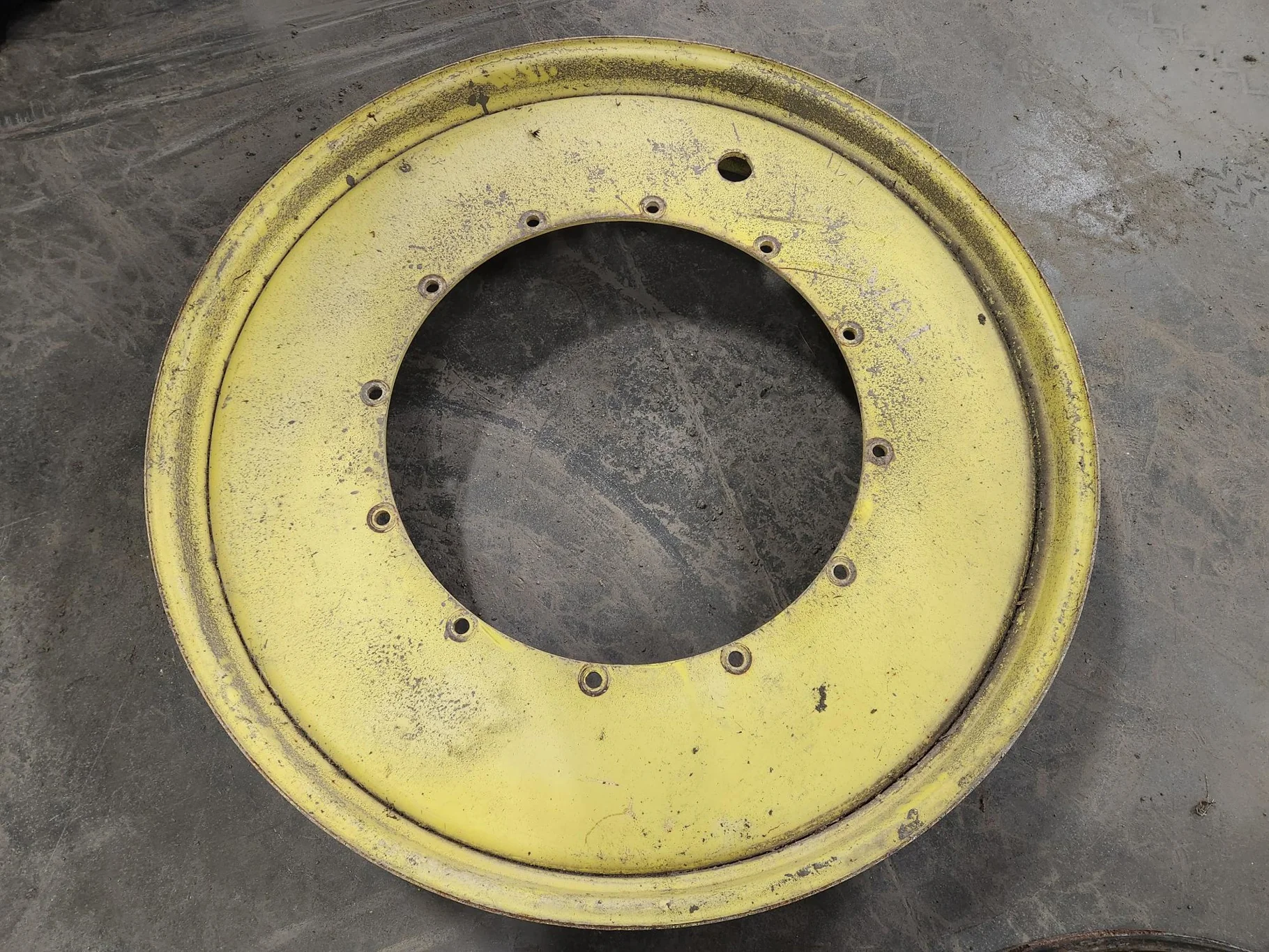 Used 10 x 54 Stub Disc Wheel Yellow image 2