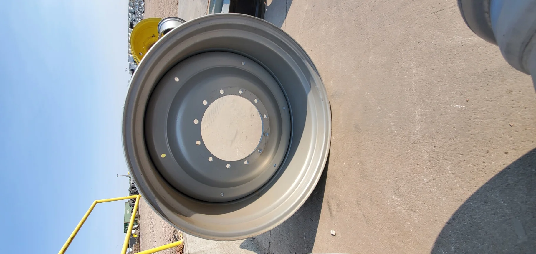 Used 23 X 38 Agco Gray 12 Bolt Wheel (12-16) image 2