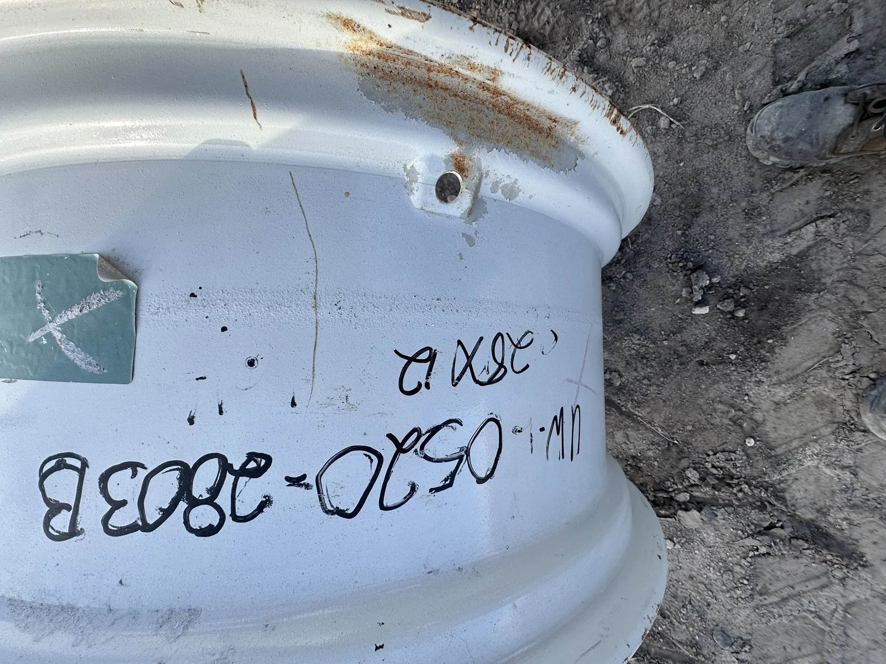 Used 12 X 28 New Holland White 8 Bolt (.708) GKN Style Stub Disc (8-16-14) image 2