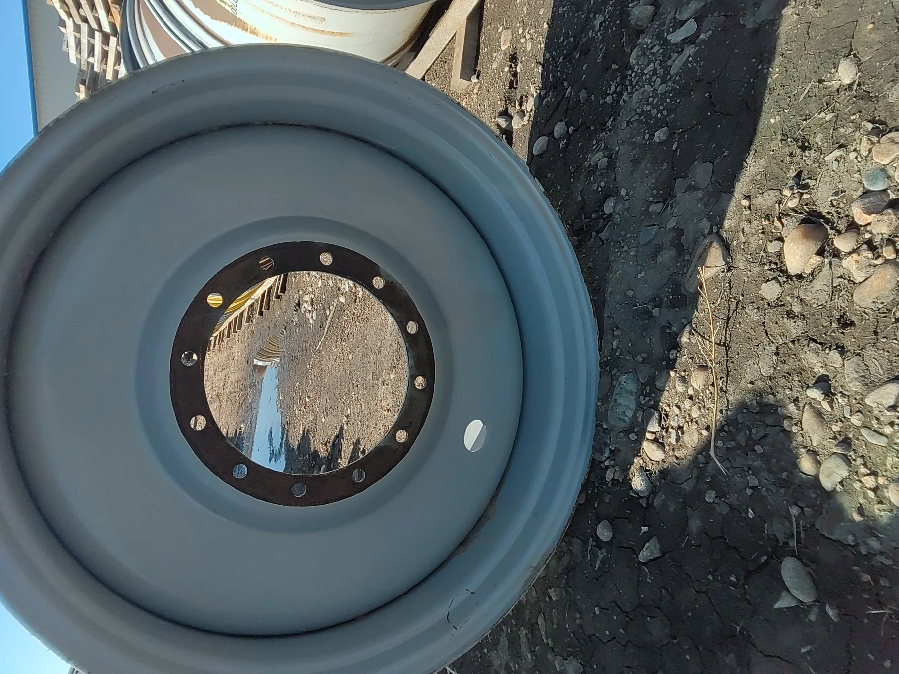 USED 18 X 38 Rogator 12 Bolt (.906) Sprayer Wheel (12-15.748-13.829) 4.78 outset image 6