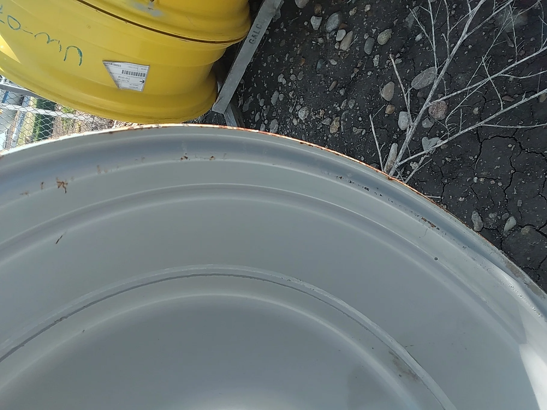 USED 18 X 38 Rogator 12 Bolt (.906) Sprayer Wheel (12-15.748-13.829) 4.78 outset image 8