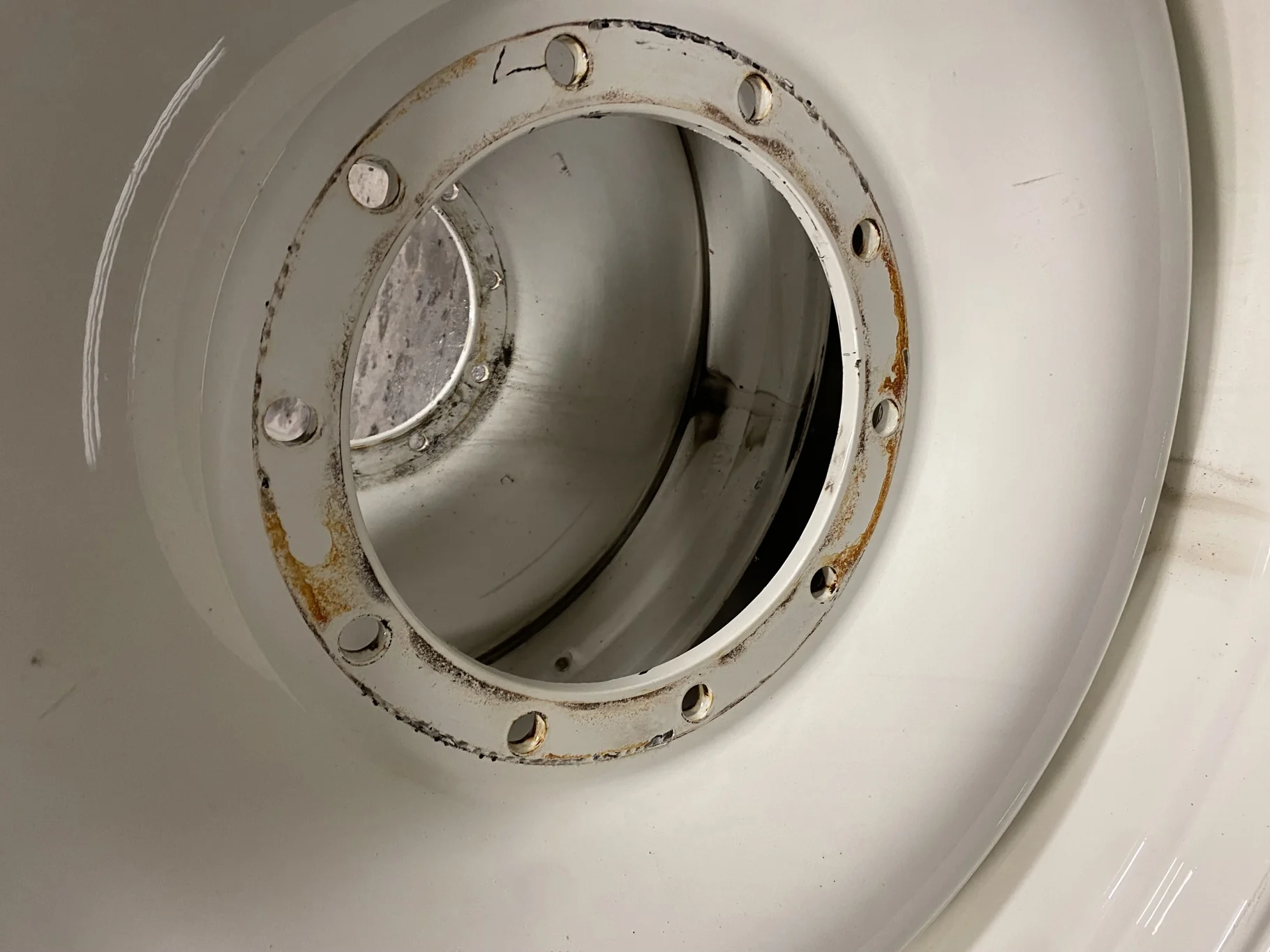 Used 20 X 42 Ford White 10 Bolt W/ 3/4" Rev. Spun Plate (10-14.567-12.46) - Good Condition image 2
