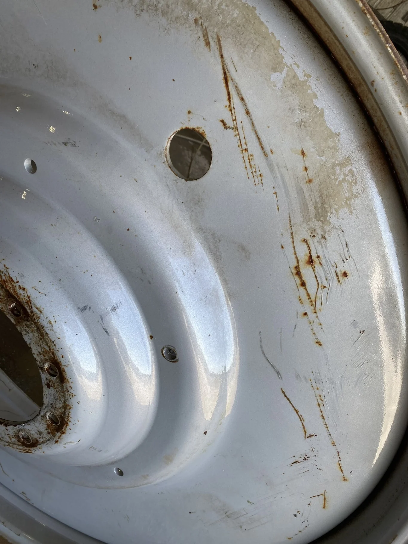 Used 12 X 54 CIH Silver 10 Bolt Dual Wheel (10-13.19-11.07) 8.63 Inset image 5