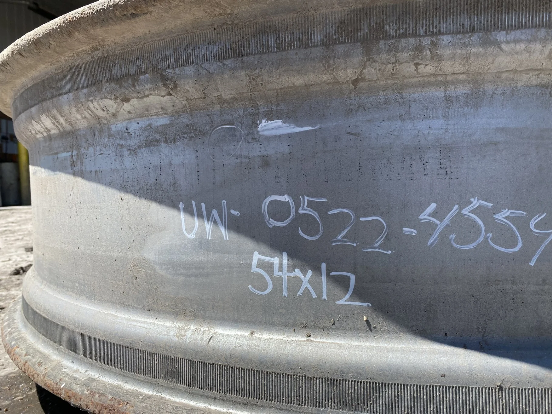 Used 12 X 54 CIH Silver 10 Bolt Dual Wheel (10-13.19-11.07) 8.63 Inset image 6
