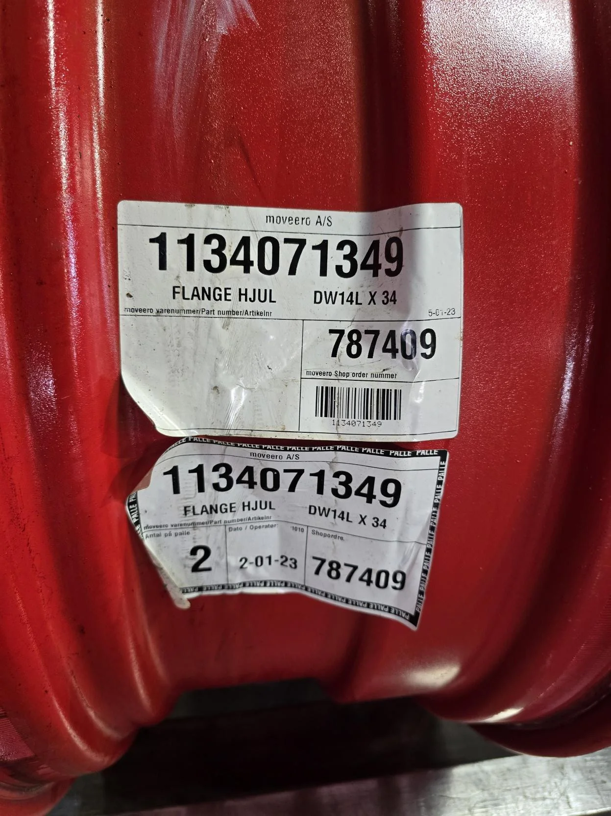 Used 14 X 34 Fendt Red 12 Bolt Waffle Wheel Assembly (12-16.625-14.625) - Good Condition  
(Scratche image 7