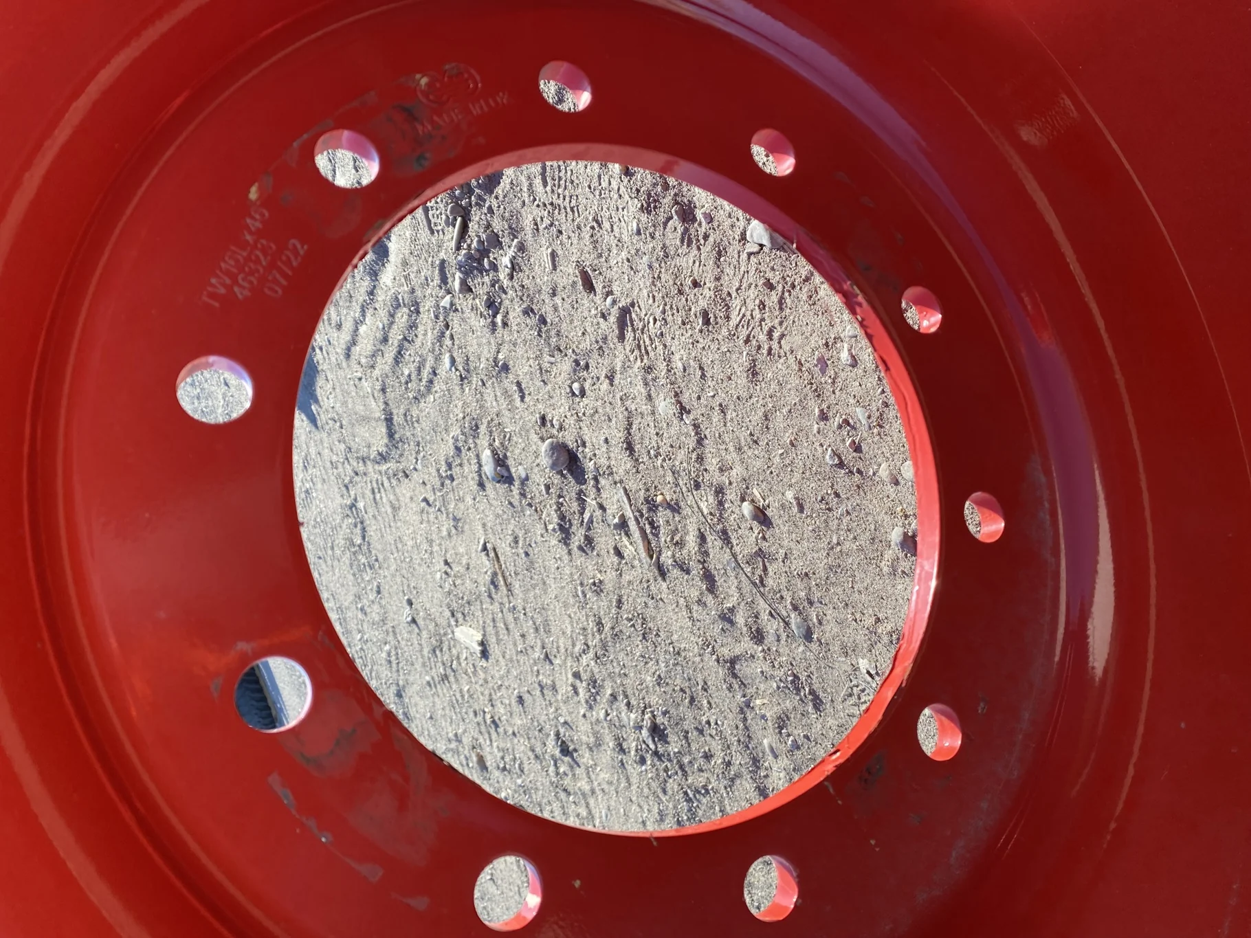 Used 16 X 46 Fendt Red 10 Bolt Center (10-13.1875-11.080) - Good Condition  _x000D_
(Scratches, Chip image 7
