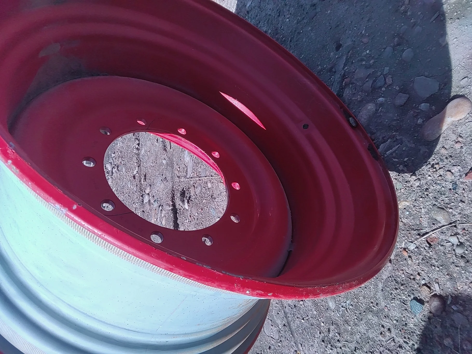 Used 16 X 28 Fendt 10 Bolt Rim - Good Condition image 4