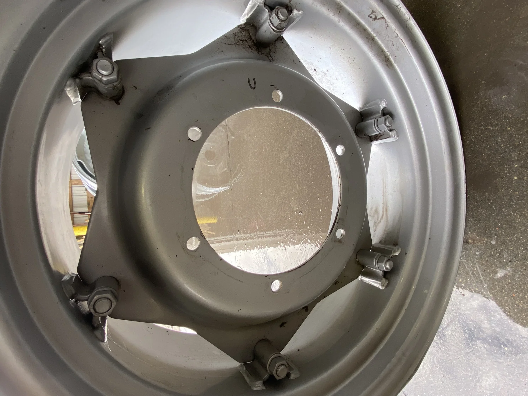 Used 12 X 24 CIH Silver 6 Loop Wheel Good Condition image 5