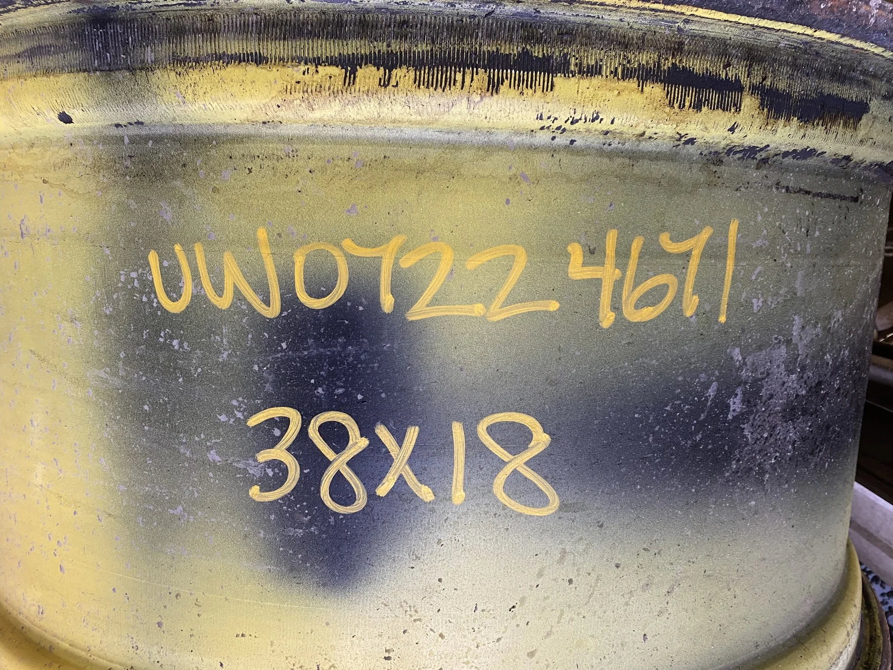 Used 18 X 38 John Deere Yellow 12 Bolt (.905) Sprayer Wheel (12-13.976-11.857) 3.17" OUT Faded Paint image 2