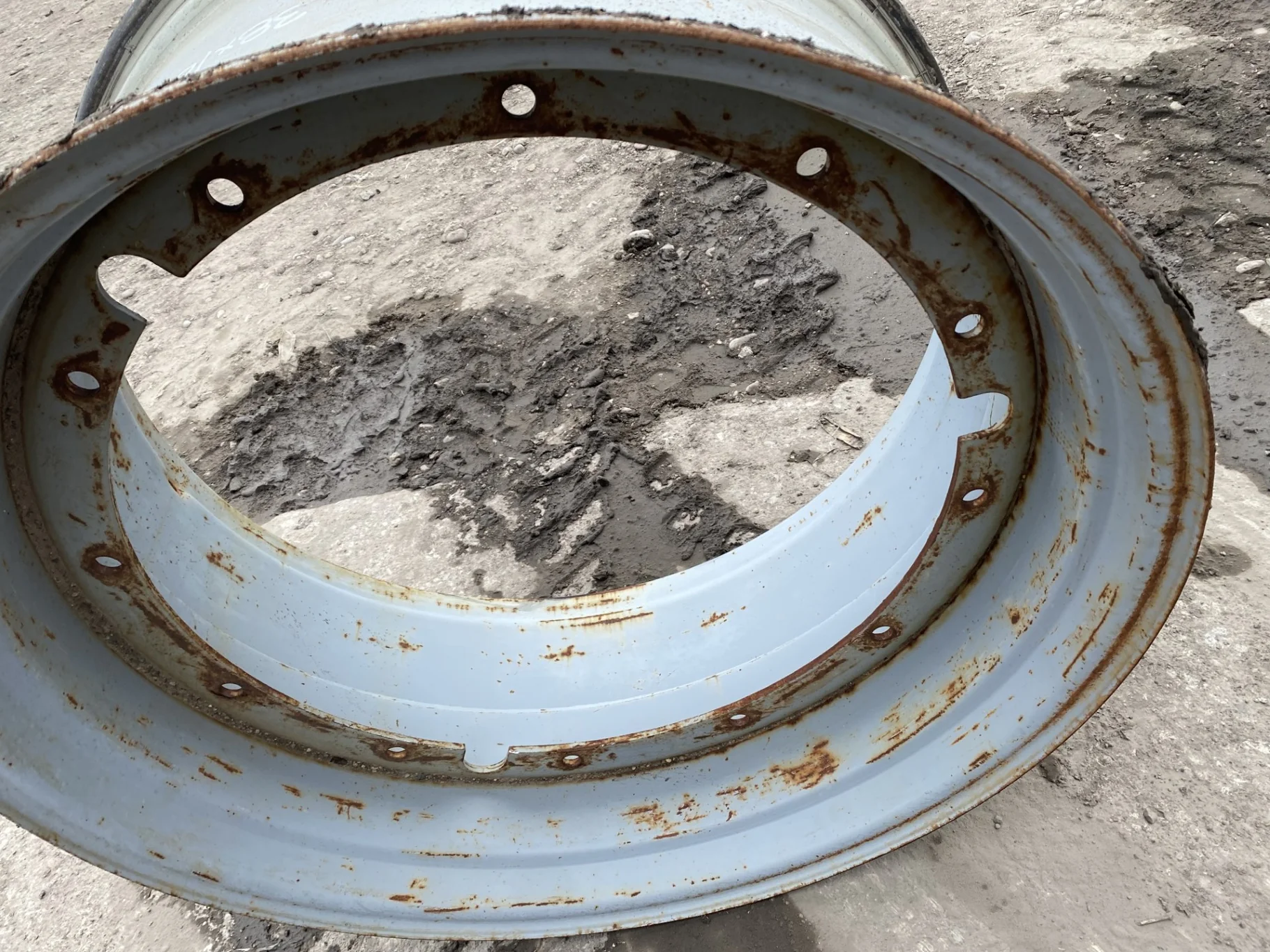 Used 18 X 38 Agco Gray Stub Disc Sprayer Rims (Rusted Valve Stems; Major Rust Spots) image 2