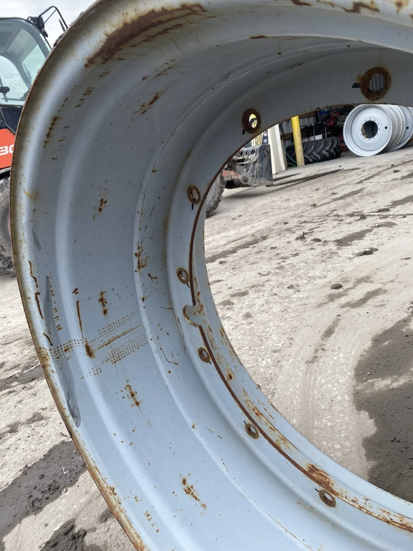 Used 18 X 38 Agco Gray Stub Disc Sprayer Rims (Rusted Valve Stems; Major Rust Spots) image 4
