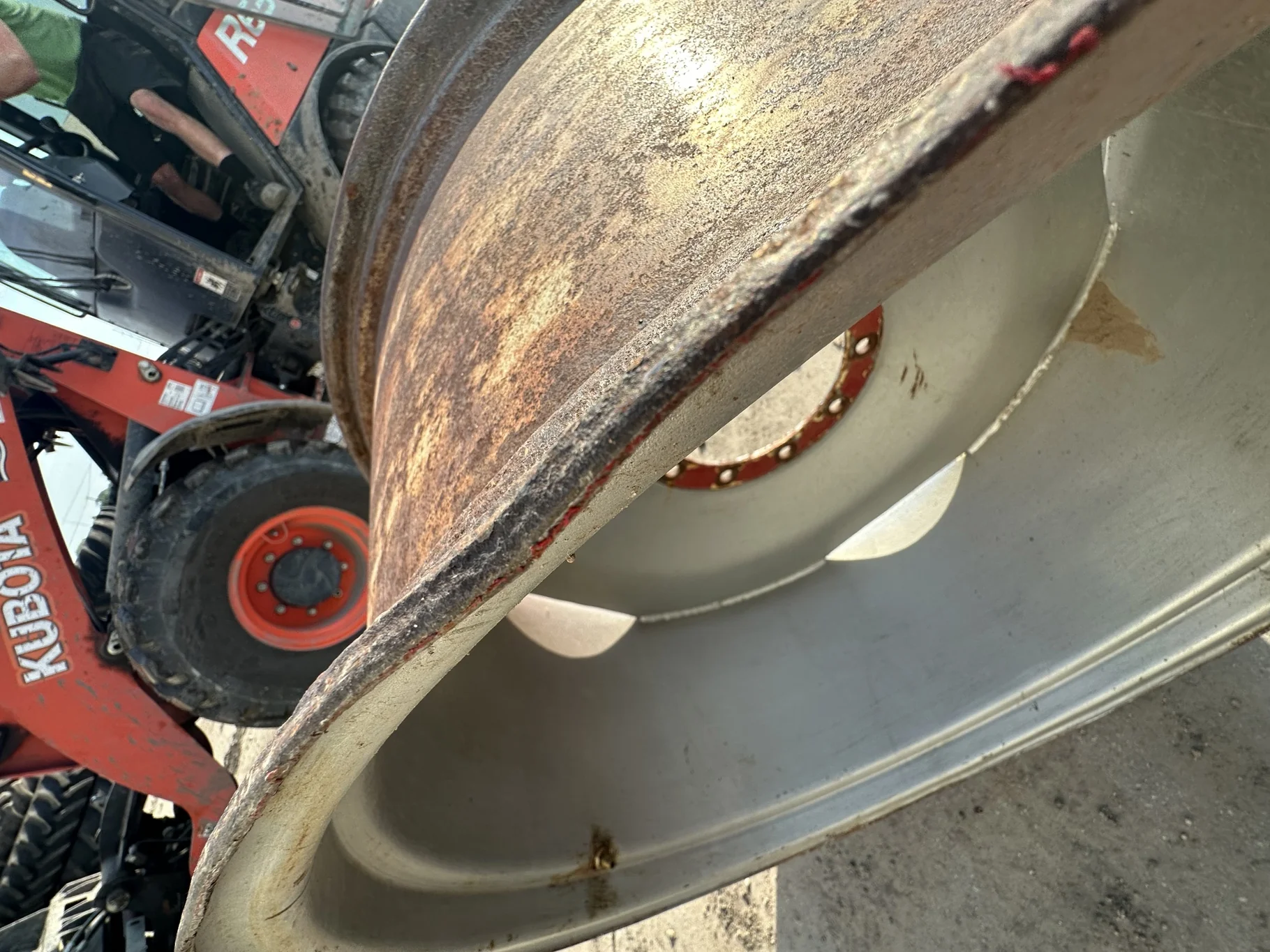 Used 18 X 38 CIH 10 Bolt Dual Wheel (10-13.189-11.09) 8.75 outset Rusty Mounting Flange image 4