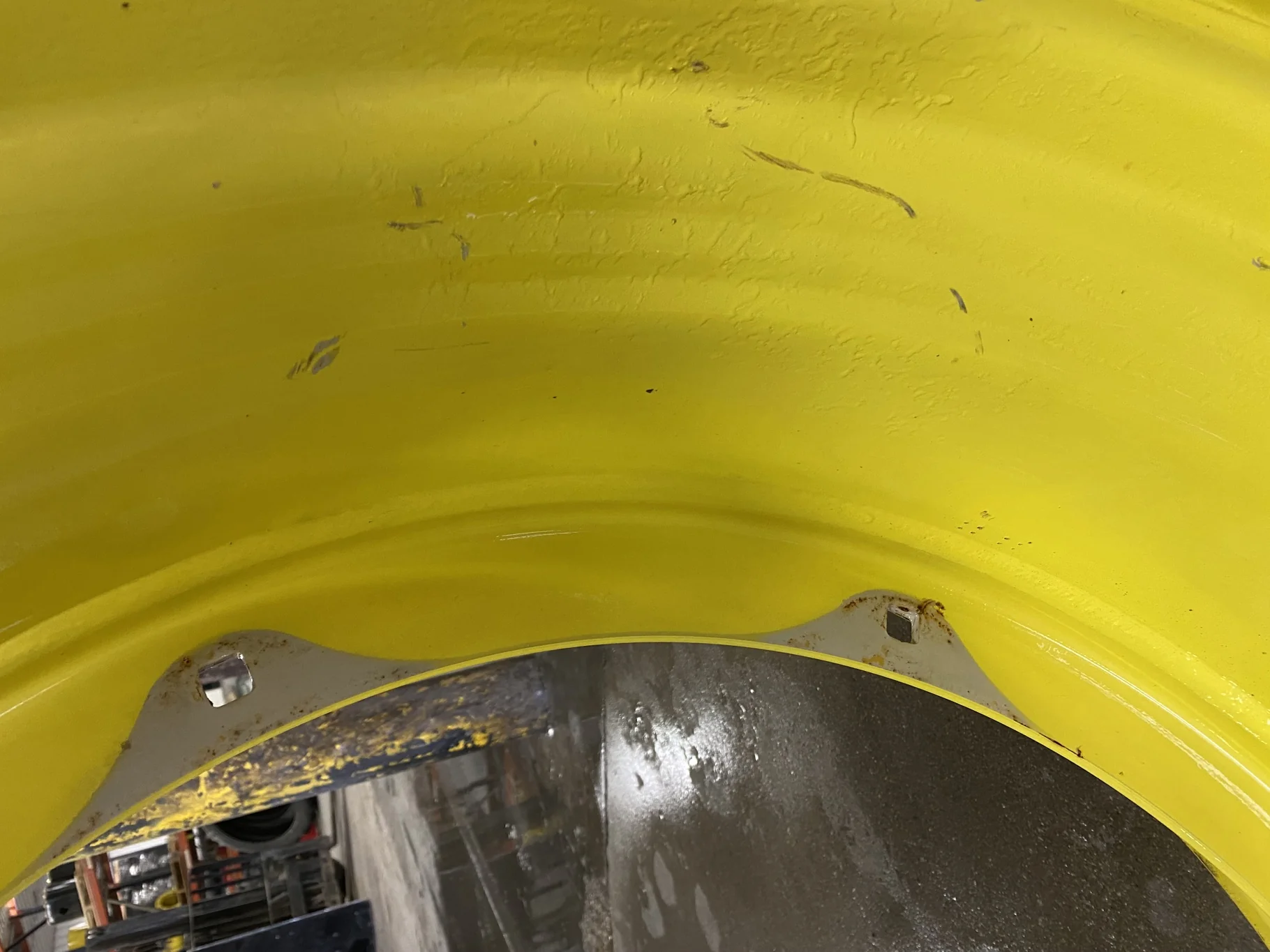 Used 15 X 38 John Deere Yellow Stub Disc 8 Bolt Wheel With A 31" Bolt Circle, Europeon Style Cast (8 image 3