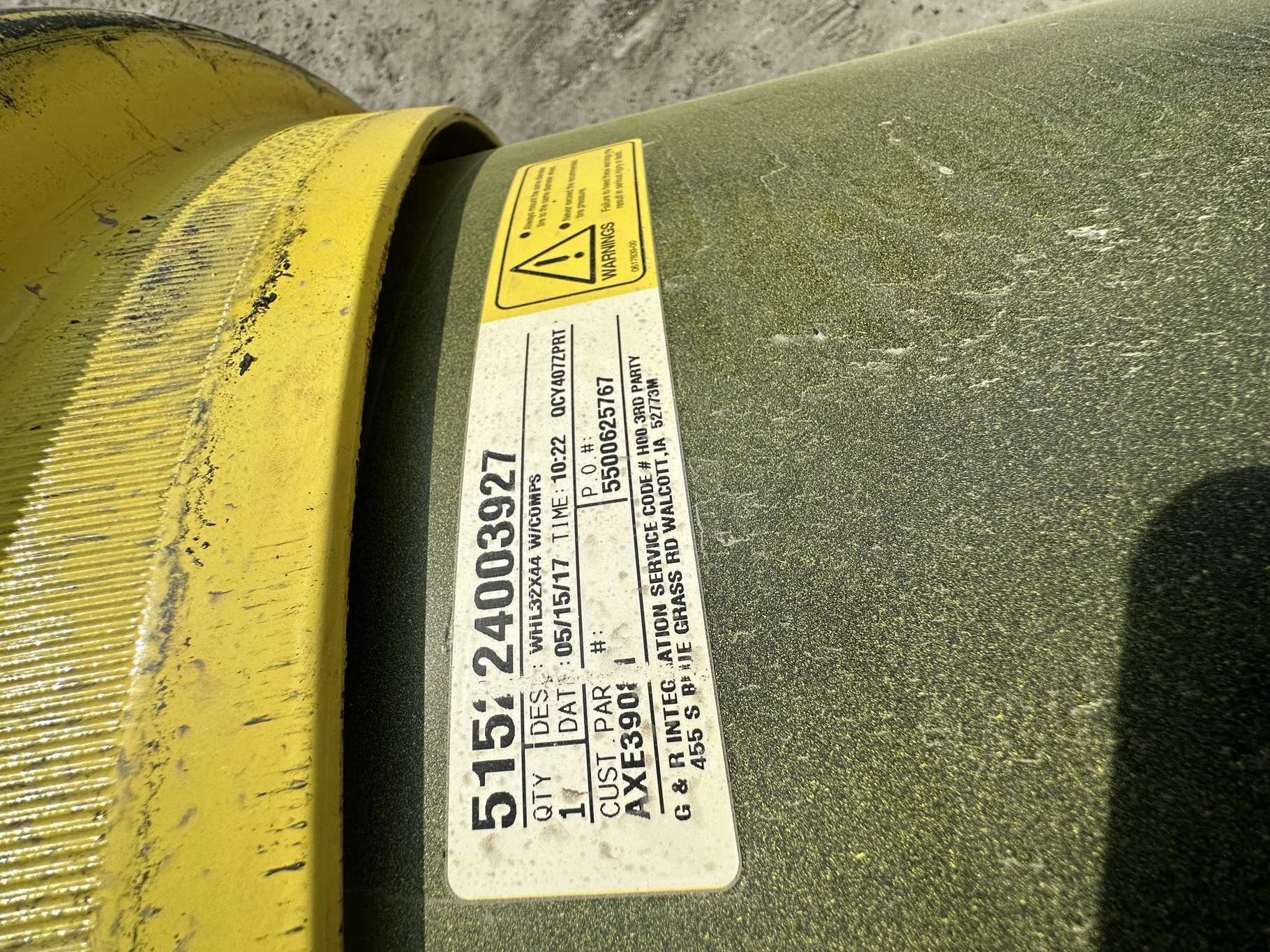 Used 44 X 32 JD 10 Bolt Combine Wheel (10-13.187-11.060) 1" Inset - Good Condition image 4