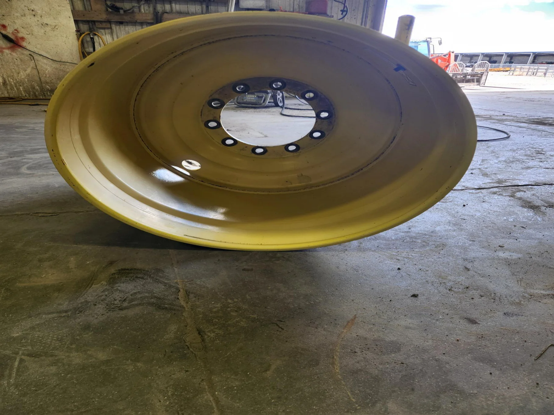 Used 44 X 32 JD 10 Bolt Combine Wheel (10-13.187-11.060) 1" Inset - Good Condition image 7