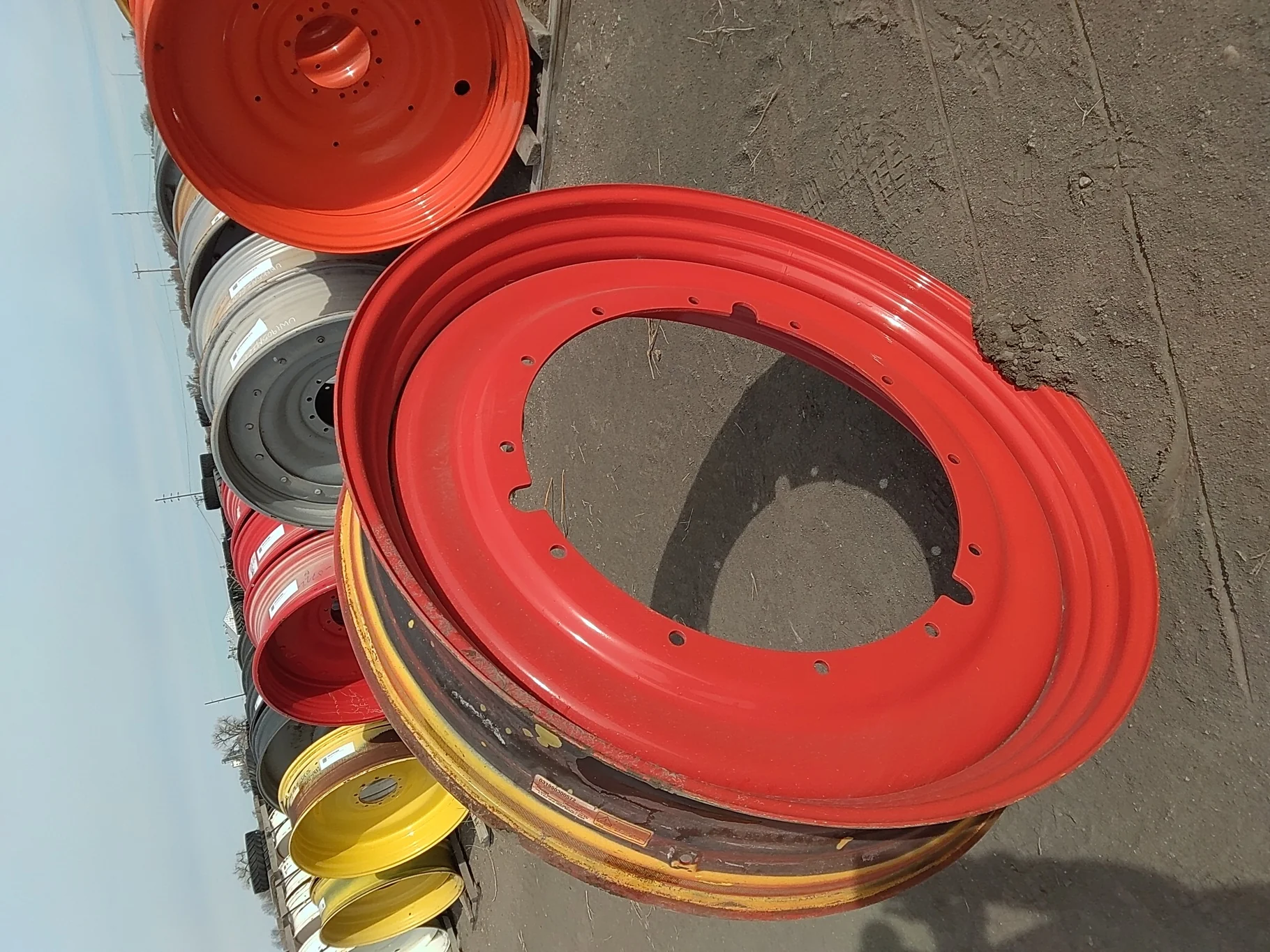 Used 12 X 50 Fendt Red Stub Disc New Paint image 4