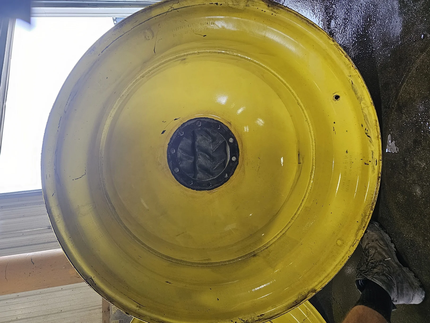USED 16 x 42 10-13.187-11.07-14.4 (INSIDE) DOLLY DUAL YELLOW WHEEL
