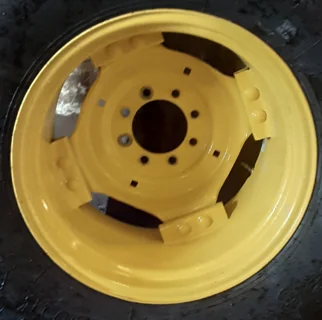 Used 15 X 24 John Deere Yellow 8 Bolt Wheel (8-8-6) - Good Condition