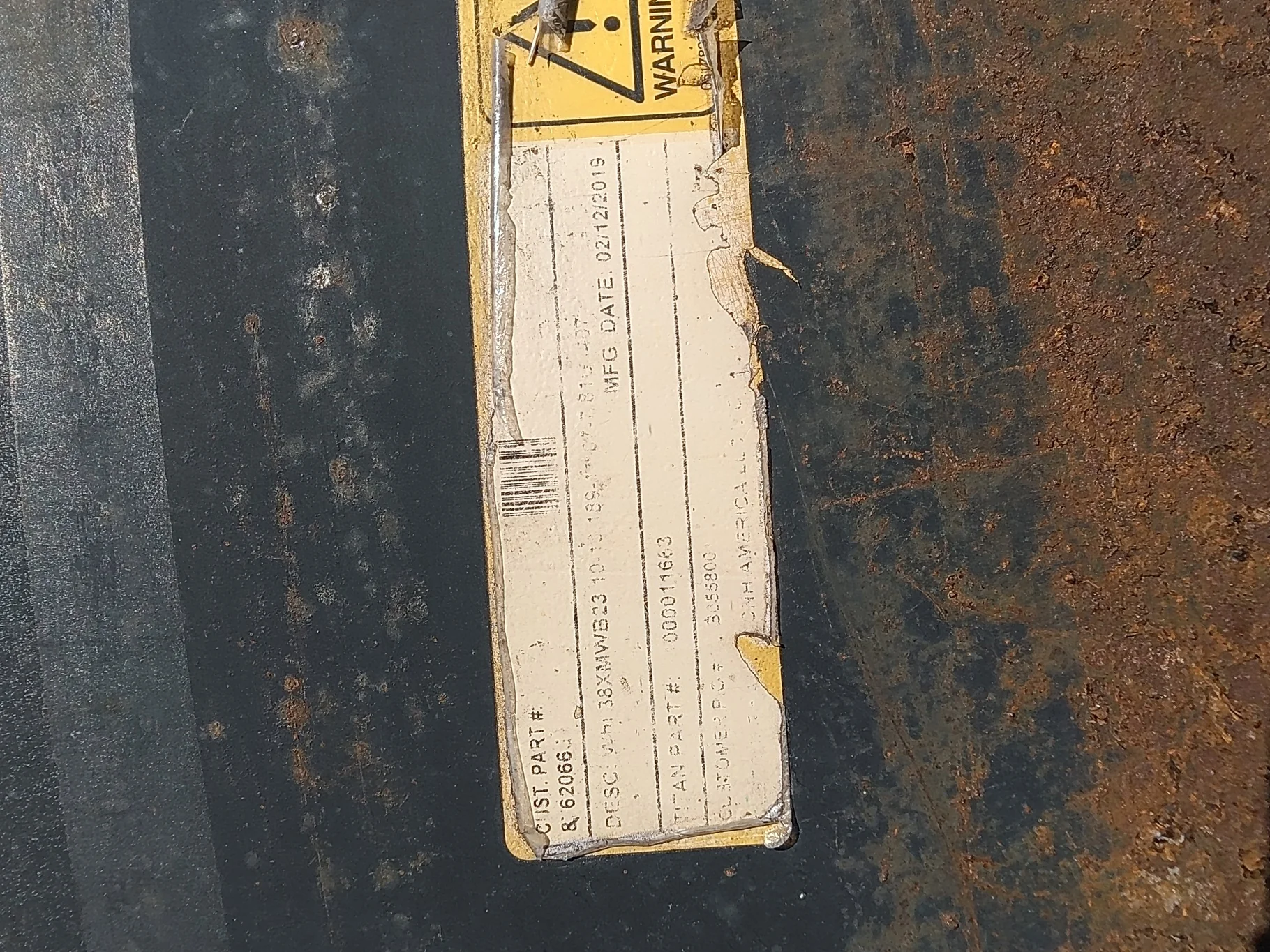 Used 23 x 38 Case iH Silver (10-13-11) (heavy bolt hole wear, scuffs, scratches, rust) image 6