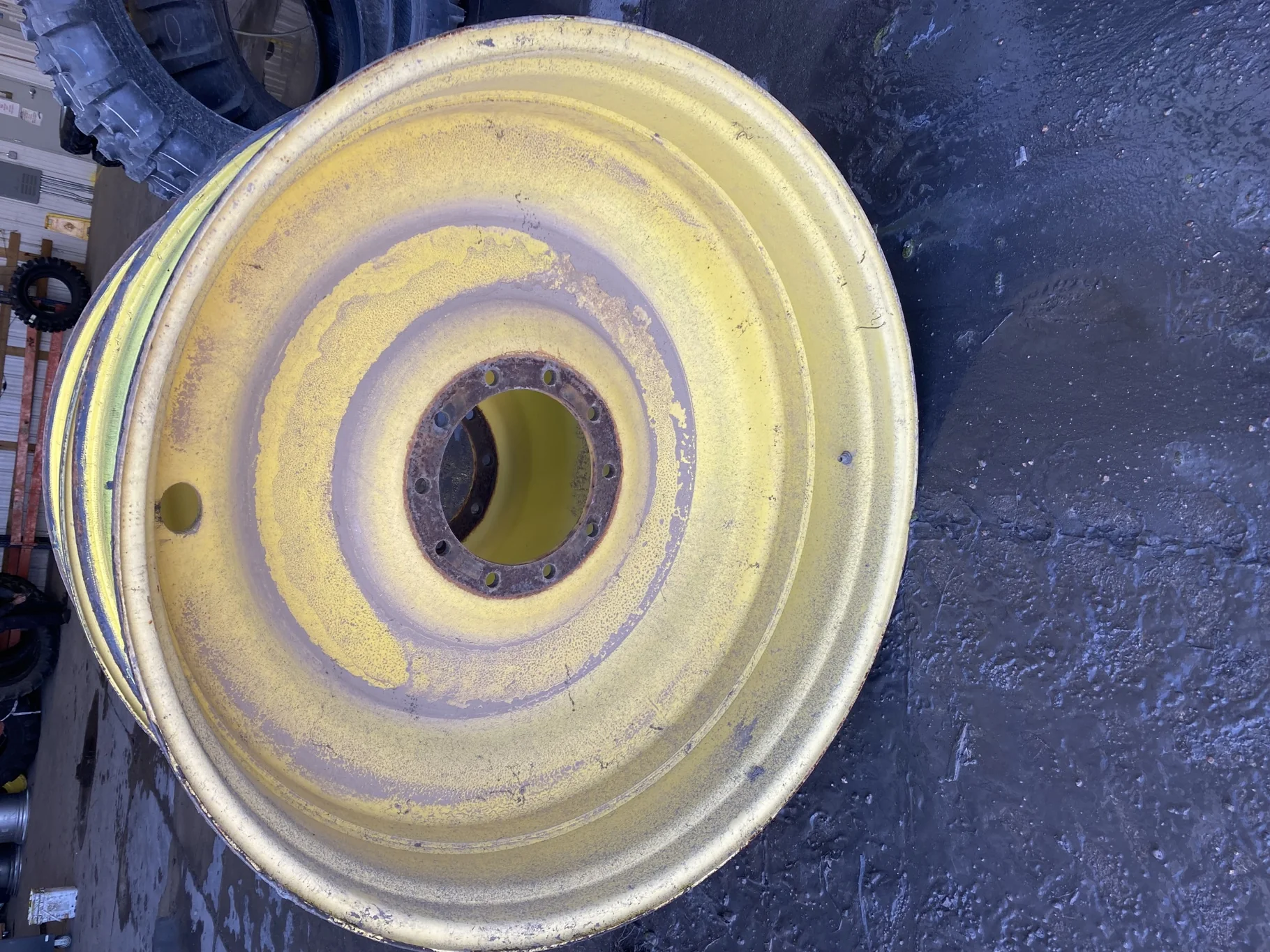 Used 12 X 46 John Deere Yellow 10 Bolt Sprayer Wheel (10-13.189-11.09)  _x000D_
(Faded Paint, Rust S image 3