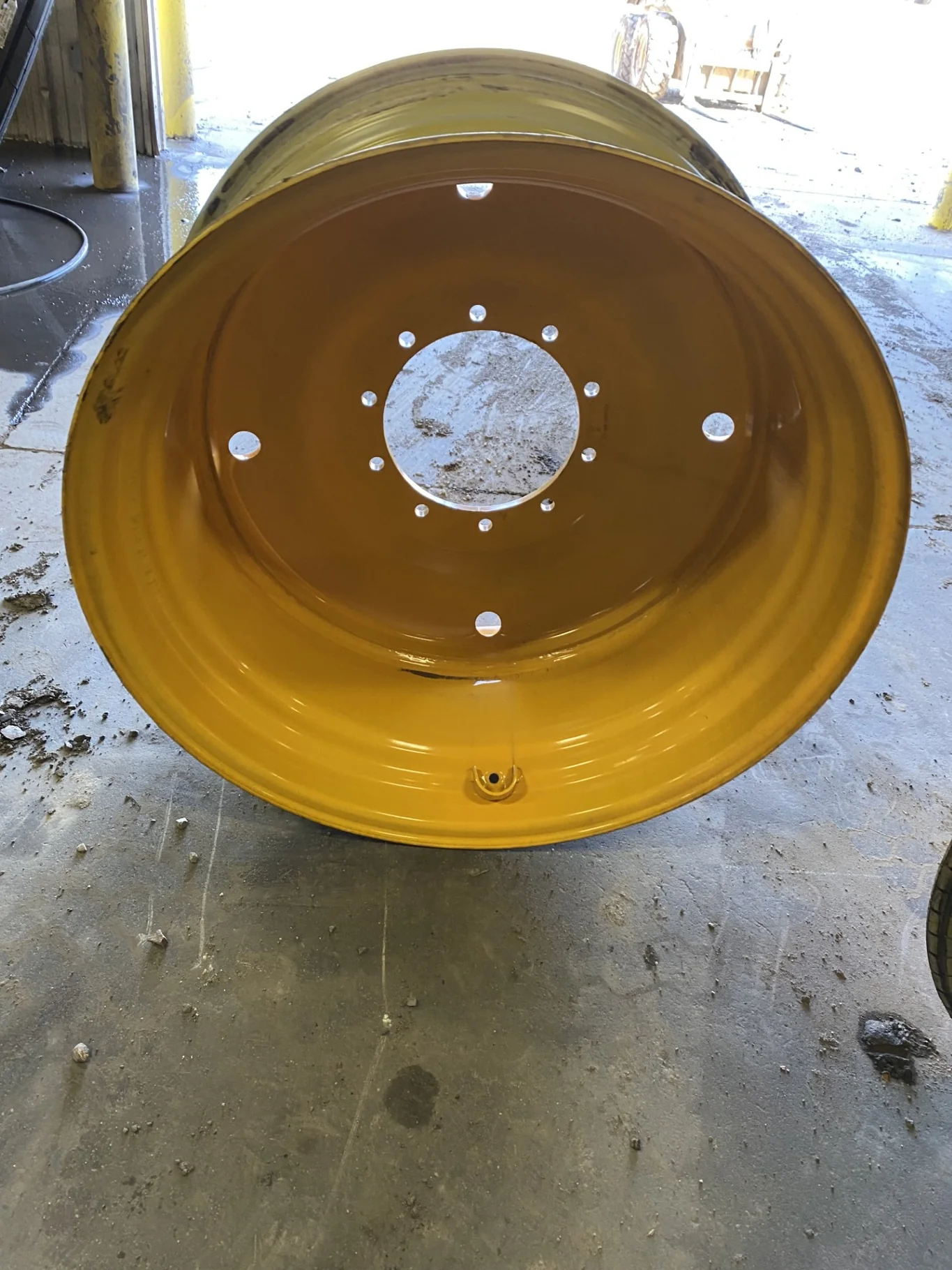 Used 18 X 38 Hagie 10 Bolt Sprayer Wheel (Rust; gashes)