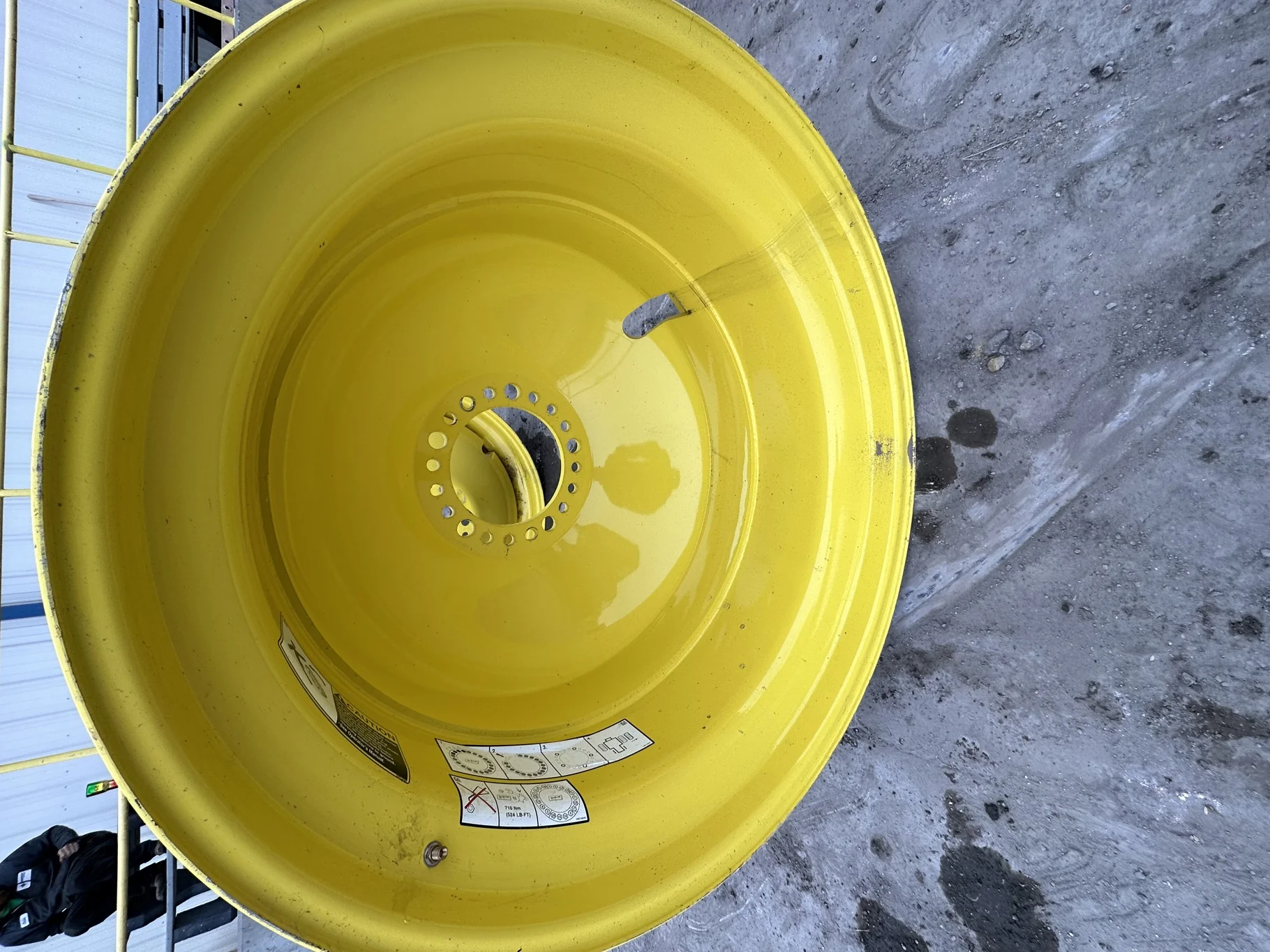 USED 18 X 42 20-13.187-10.5-15.00 (OUTSIDE) DOLLY DUAL YELLOW WHEEL image 7