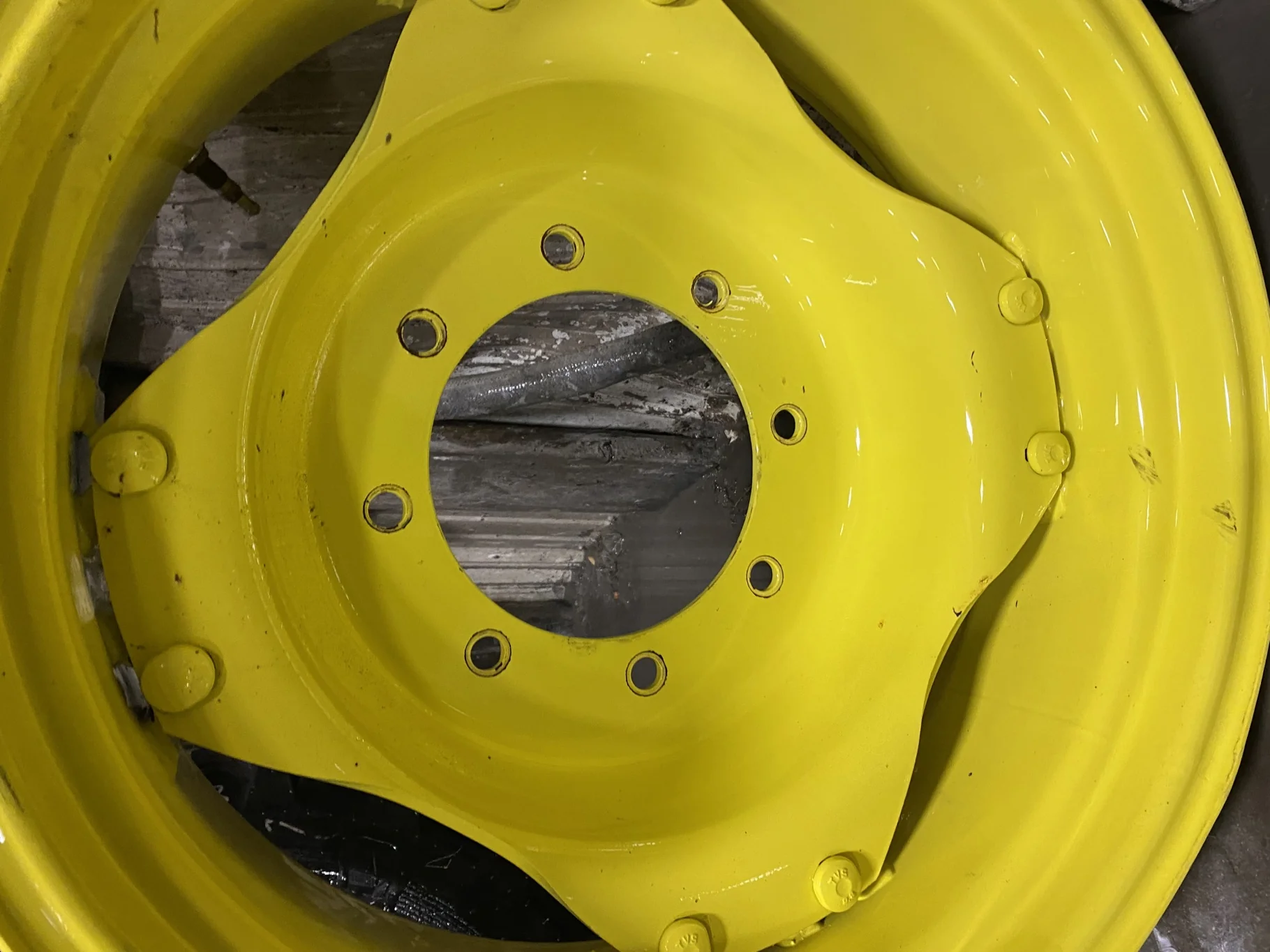 Used 8 X 24 John Deere Yellow 8 Bolt (.826) 6 Loop Wheel and Formed Center (8-10.826-8.755) 
(Scratc image 6