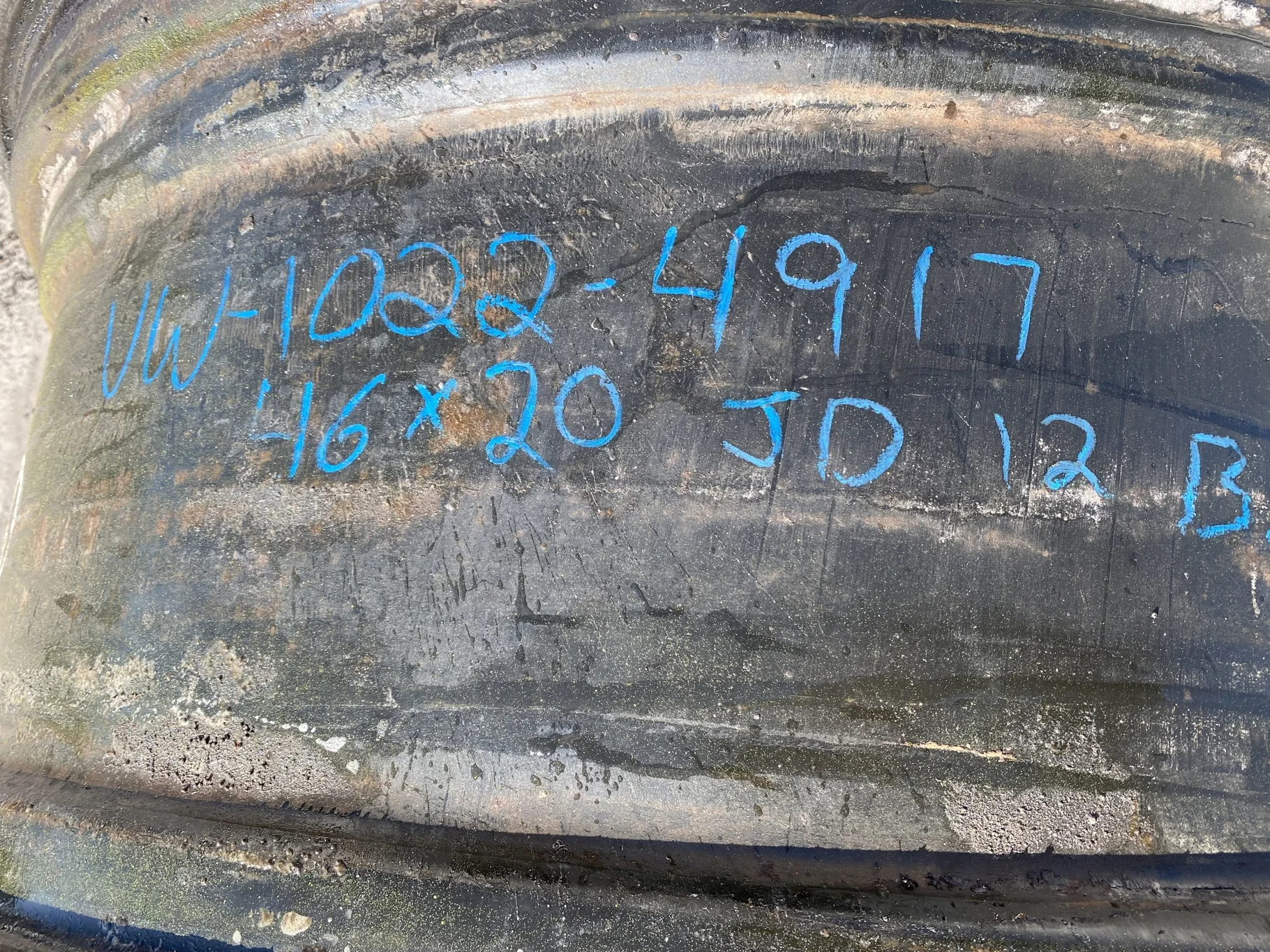 Used 20 X 46 John Deere Yellow 12 Bolt Sprayer Stub Disc (12-32.047-30.17) 2.12 inset (scratches, ga image 7