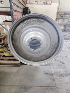 Take-Off 15 x 50 10-13.189-11.070-9.13 Titan Dual Wheel Case Silver image 2