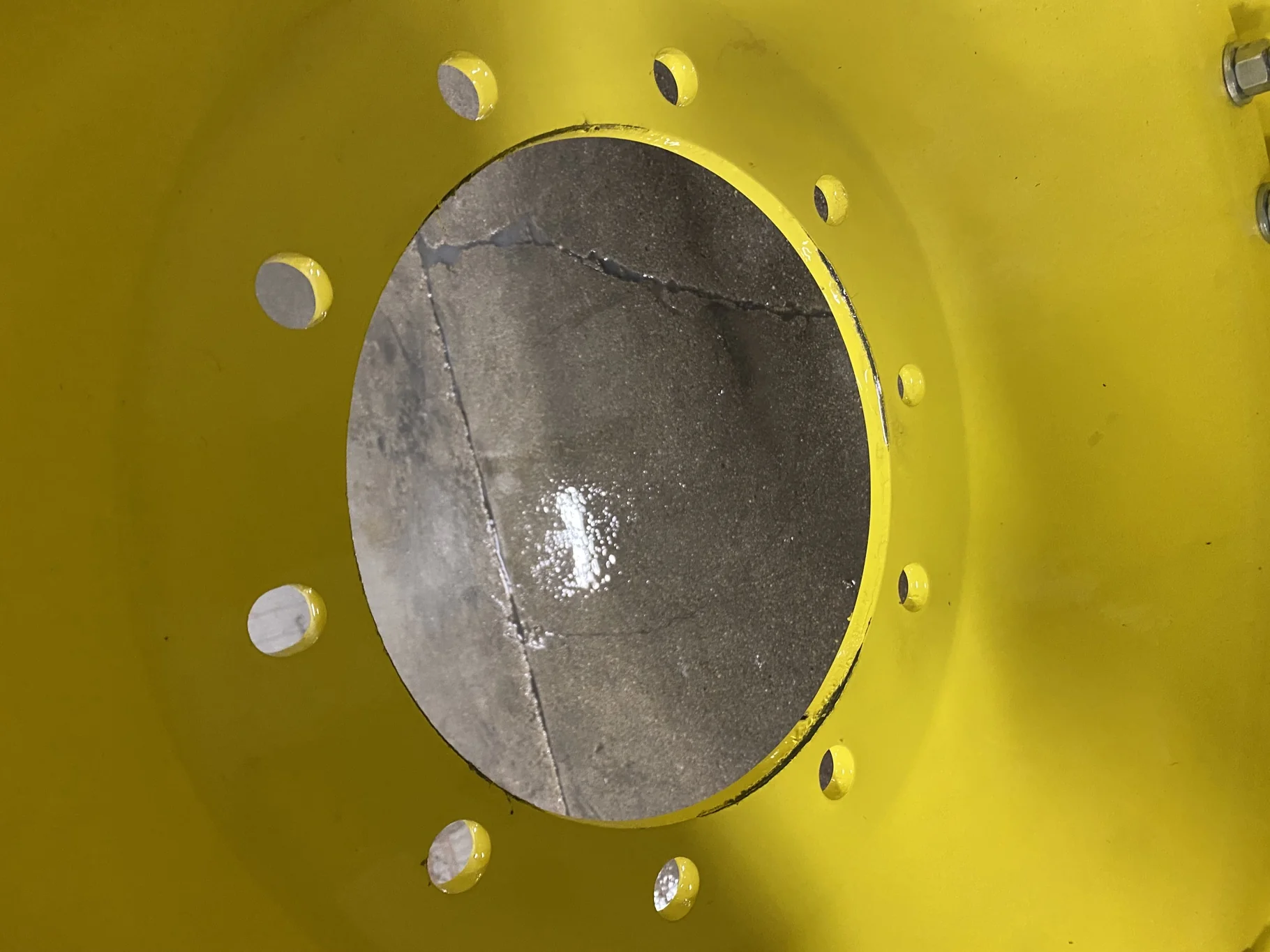 Used 15 X 34 JD Yellow Waffle Wheel3 Bolt 24-29.25 9.375" BS with 34" DISC (10-13.189-11.09) 4" Draw image 3