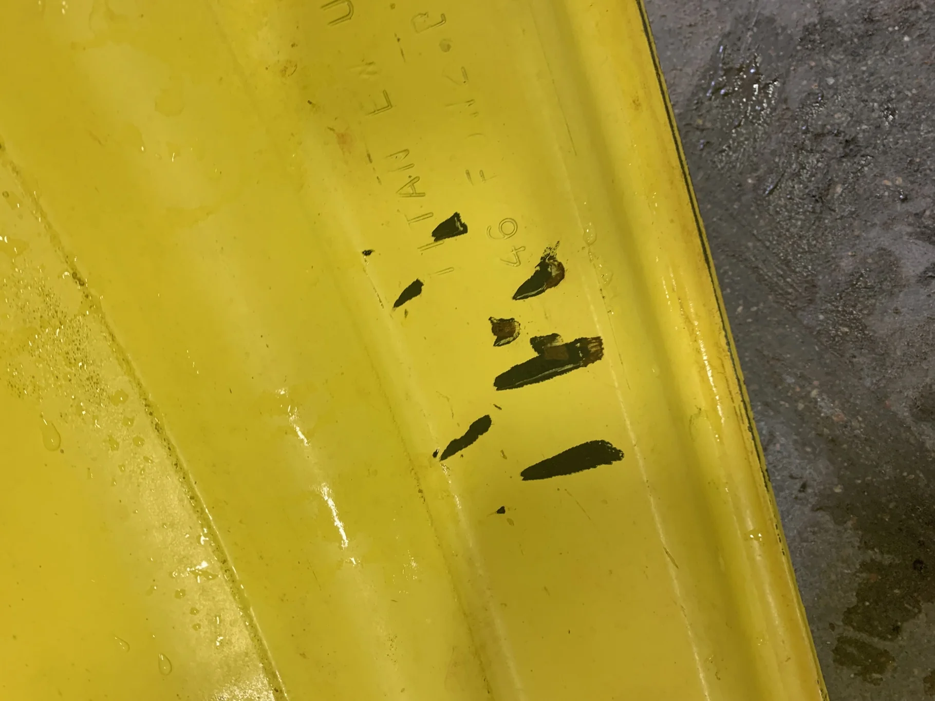Used 20 X 46 John Deere Yellow 12 Bolt Sprayer Stub Disc (12-32.047-30.17) 2.12 inset  
(Faded Paint image 4