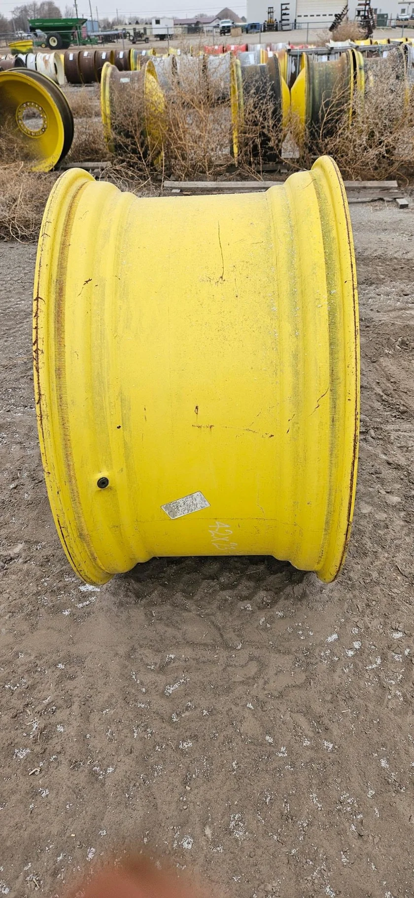 Used 23 x 42 JD 10 Bolt Dual Wheel (10-13.189-11.07) image 3