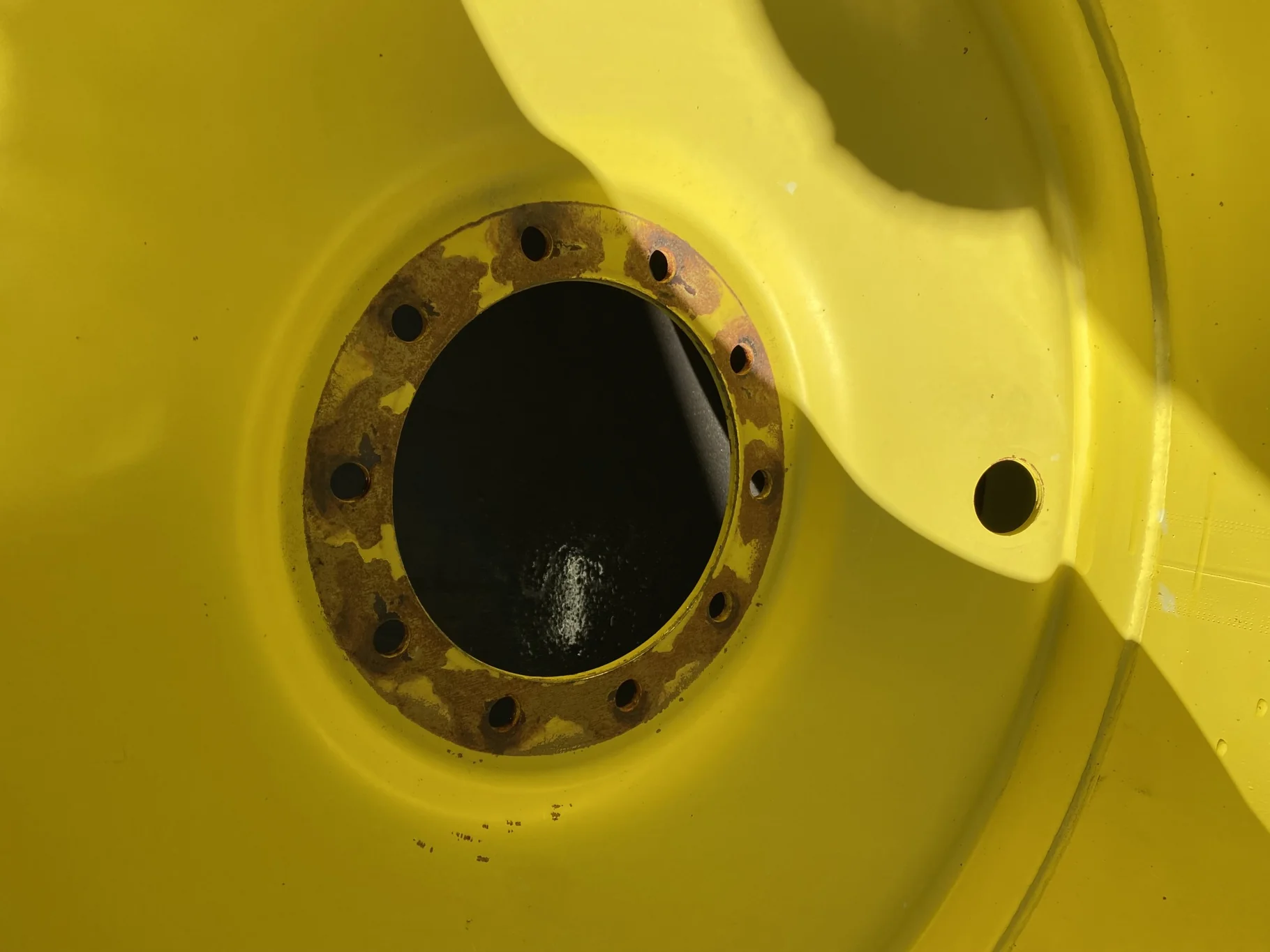Used 18 X 38 John Deere Yellow 10 Bolt (.906) Dual (10-13.187-11.080) 24.5" FS Scratches