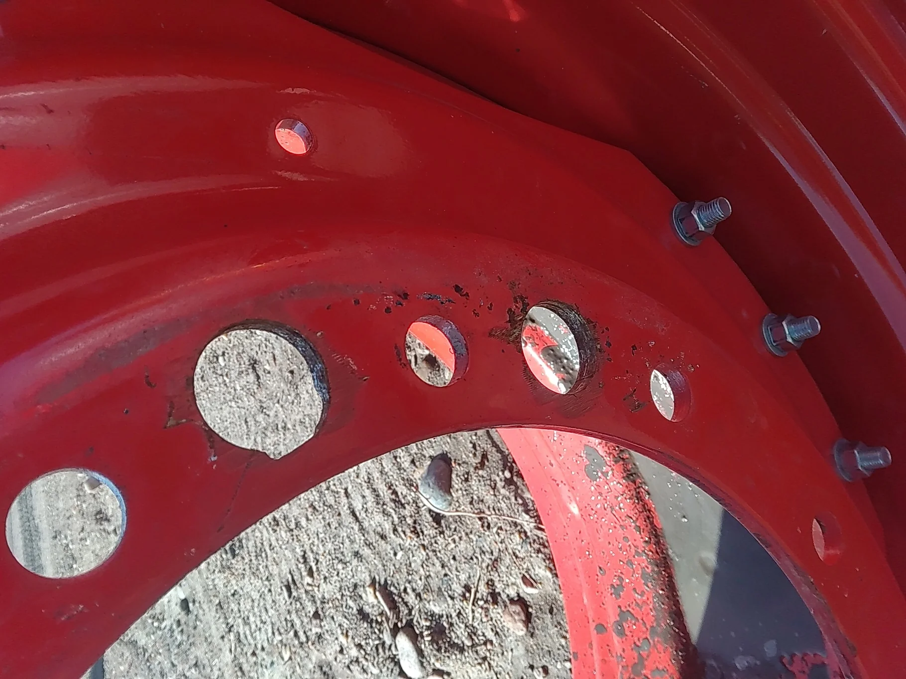 Used 23 X 38 Fendt Red 12-16.732-14.62 Waffle Wheel and Center image 8