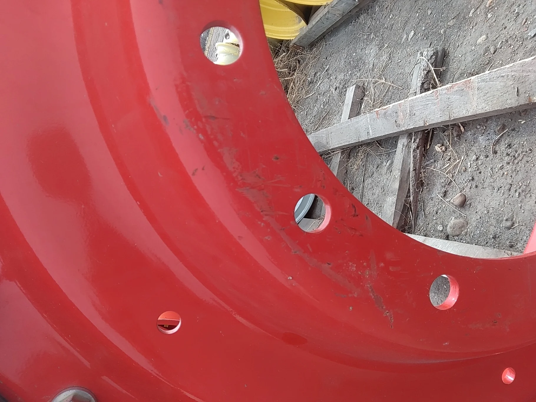 Used 12 X 38 Fendt Red 3 Bolt Waffle Wheel 12 Bolt (.906) Waffle Center (12-16.732-14.620) 4" image 6