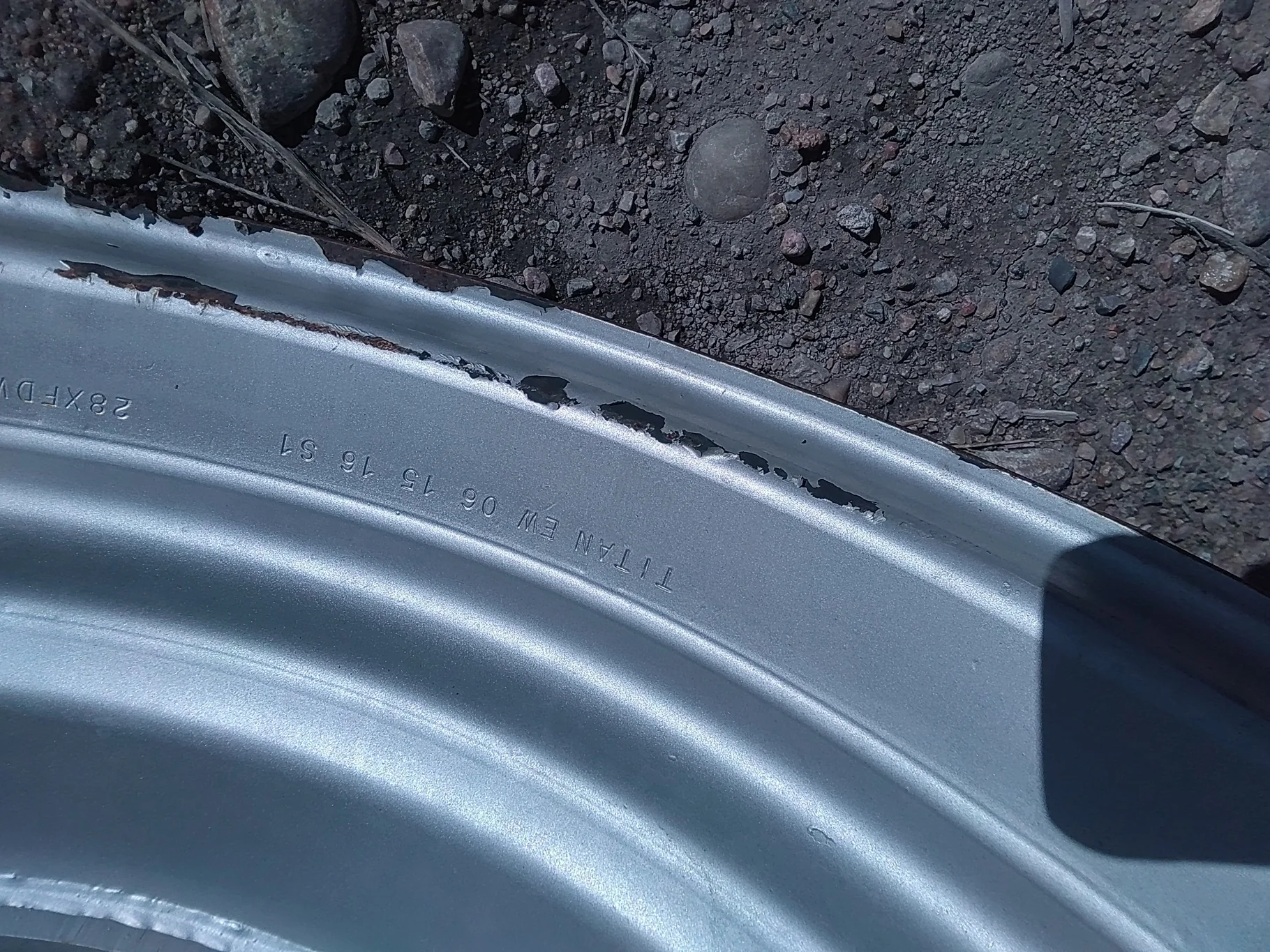 Used 21 X 28 CIH 10 Bolt Rear Combine Wheel 10-8.858-6.95 image 11