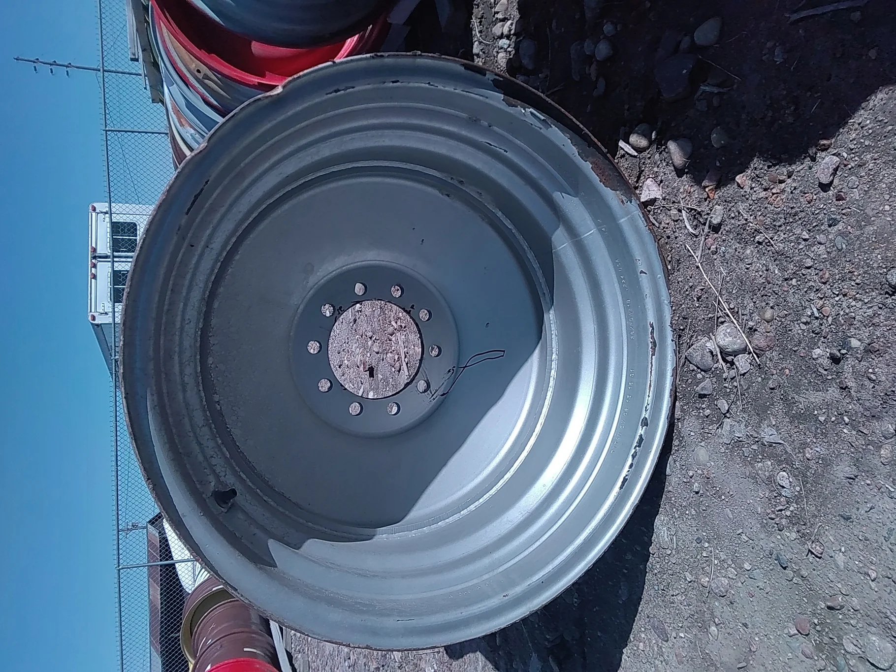 Used 21 X 28 CIH 10 Bolt Rear Combine Wheel 10-8.858-6.95 image 2