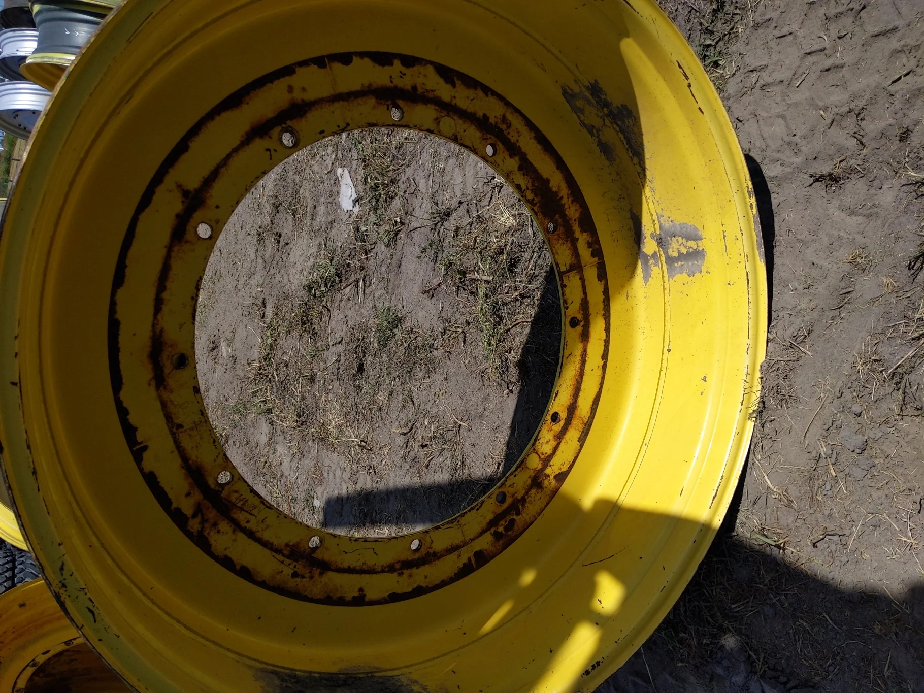 Used 15 X 50 JD Stub Disc Sprayer Rims Off a 4940