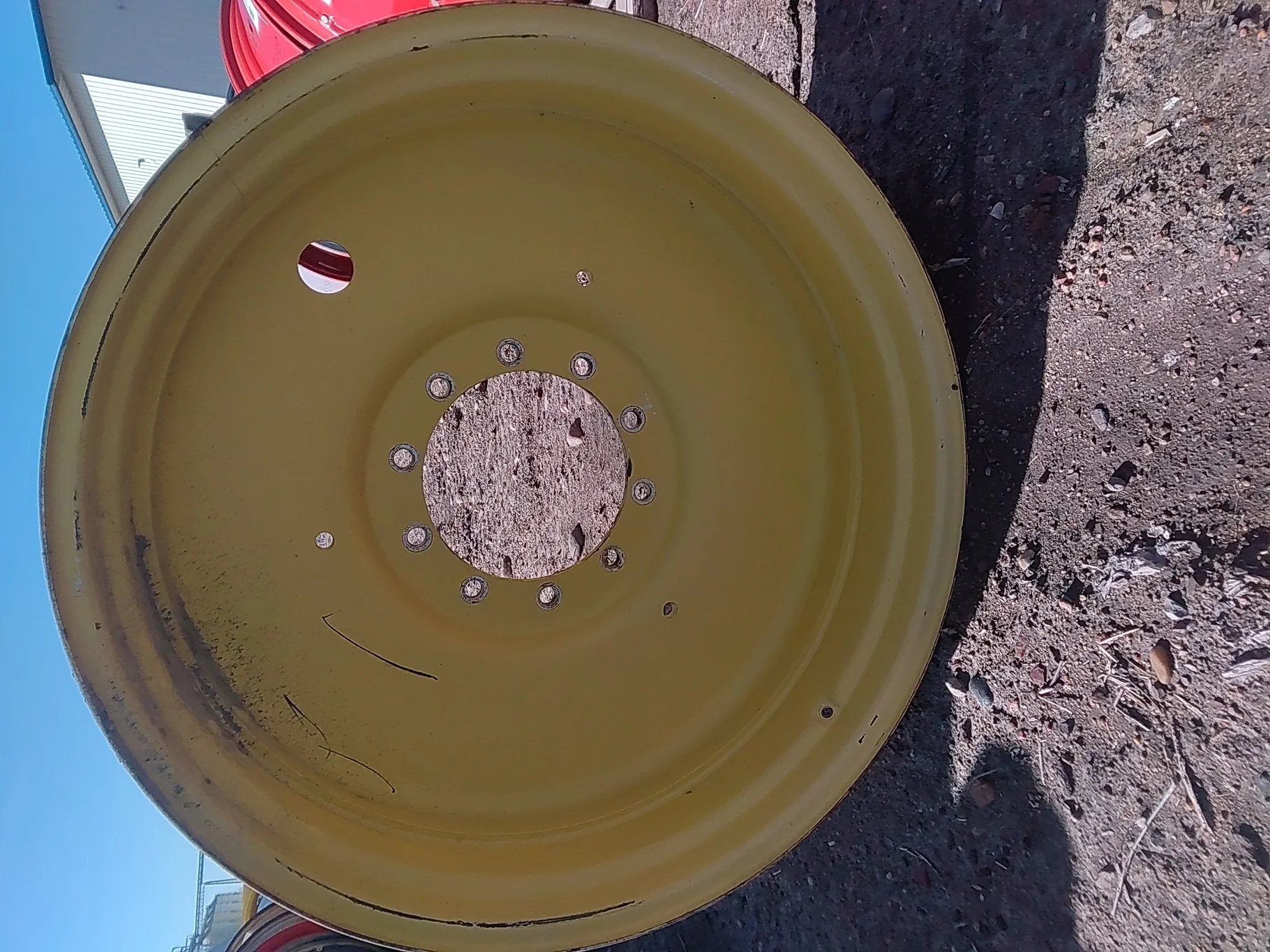 Used 18 X 38 12-13967-11.85-.1 JD Yellow 4830 Sprayer Wheel image 2
