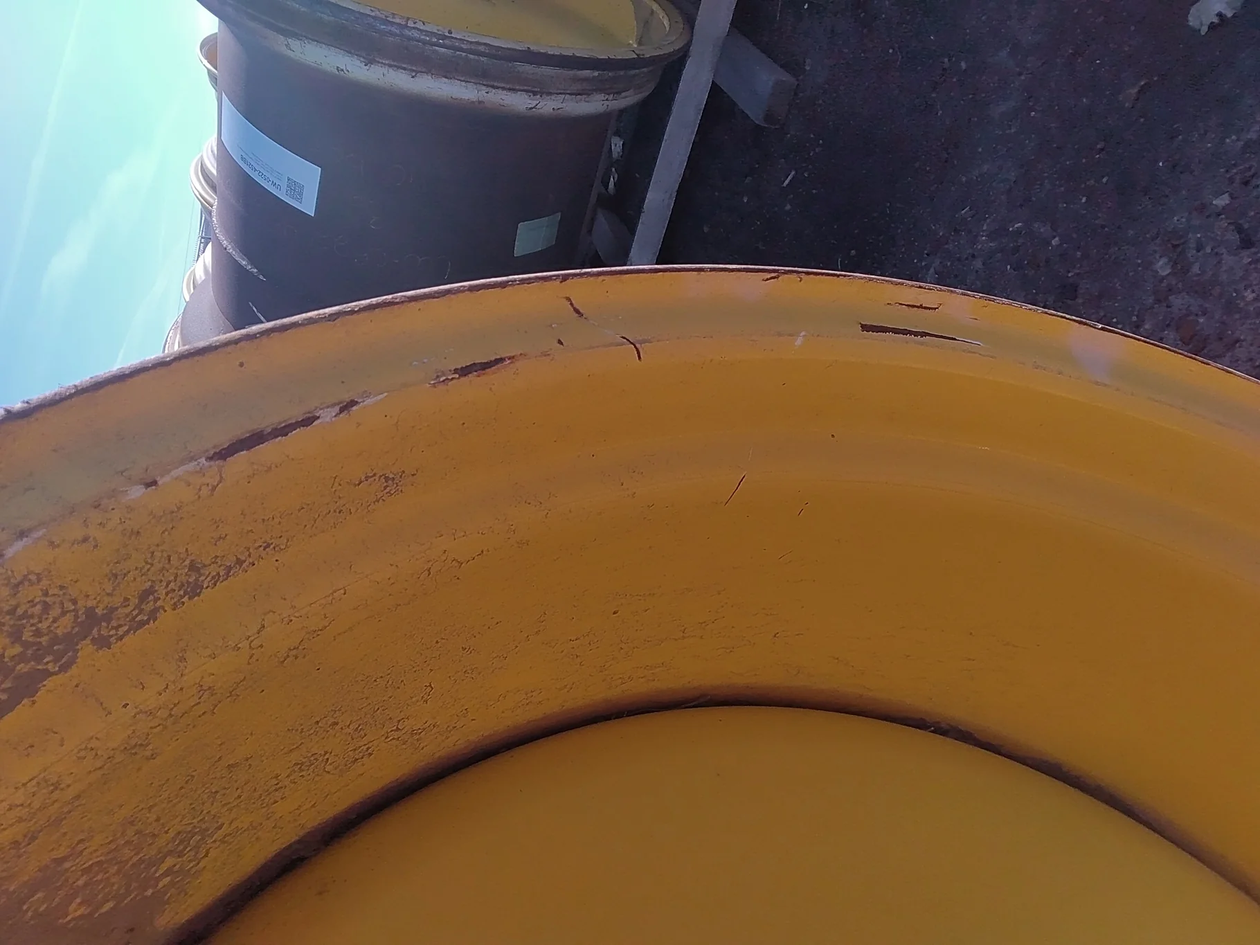 Used 18 X 38 12-13967-11.85-.1 JD Yellow 4830 Sprayer Wheel image 7