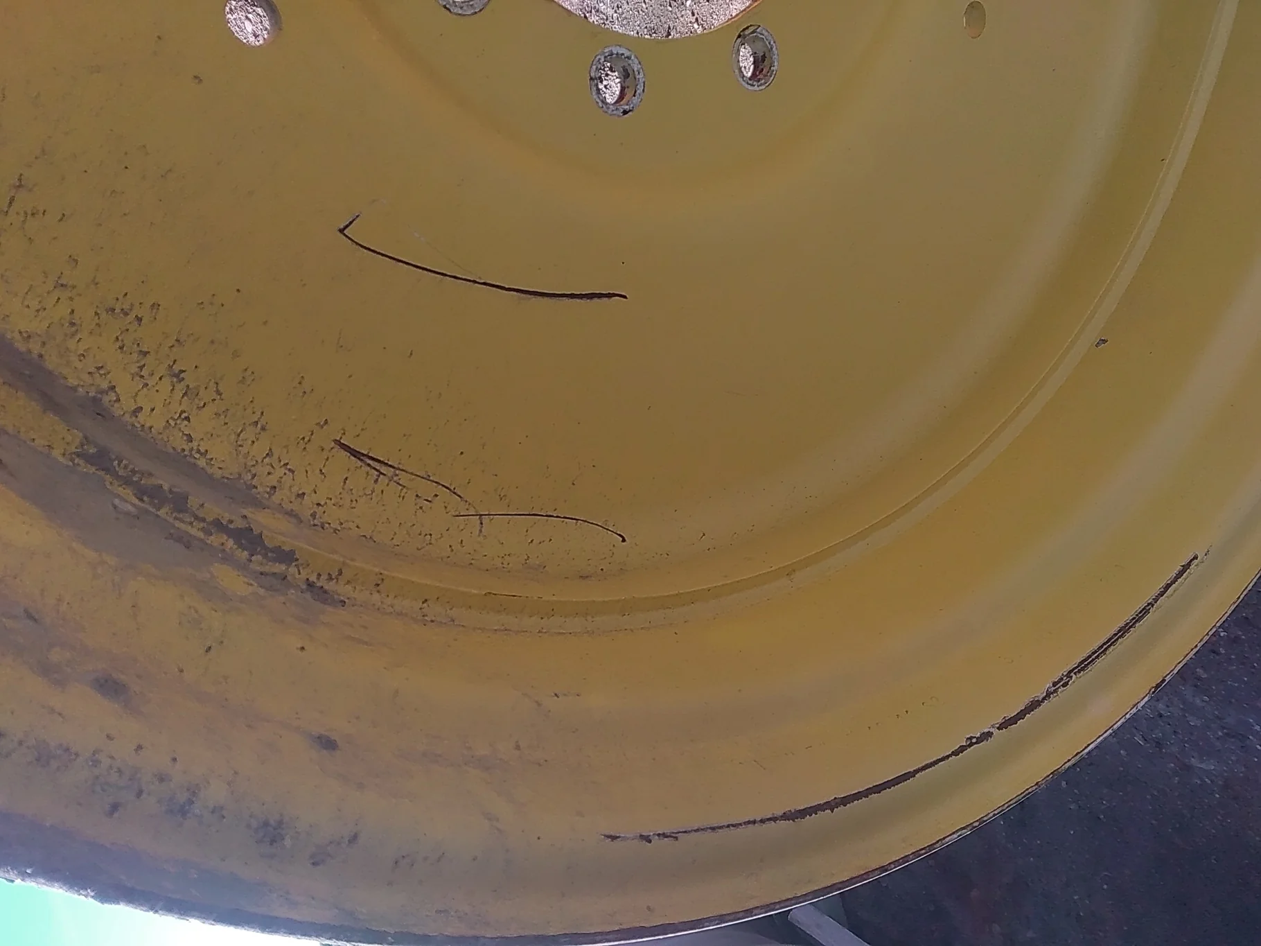 Used 18 X 38 12-13967-11.85-.1 JD Yellow 4830 Sprayer Wheel image 8