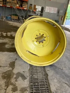 Used 16 X 38 JD 9 Bolt Dual image 2