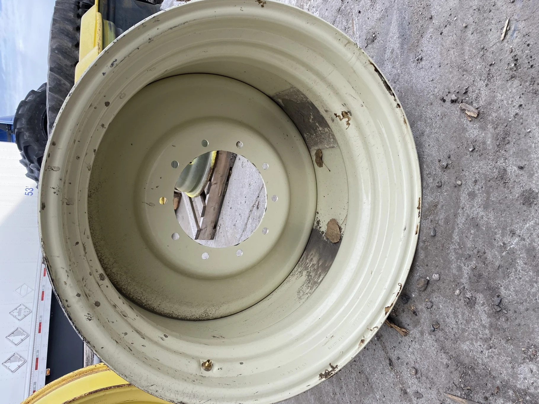 Used 27 X 32 Off White Grain Cart wheel 10-13.19-11.07-1.50IN Scratches )