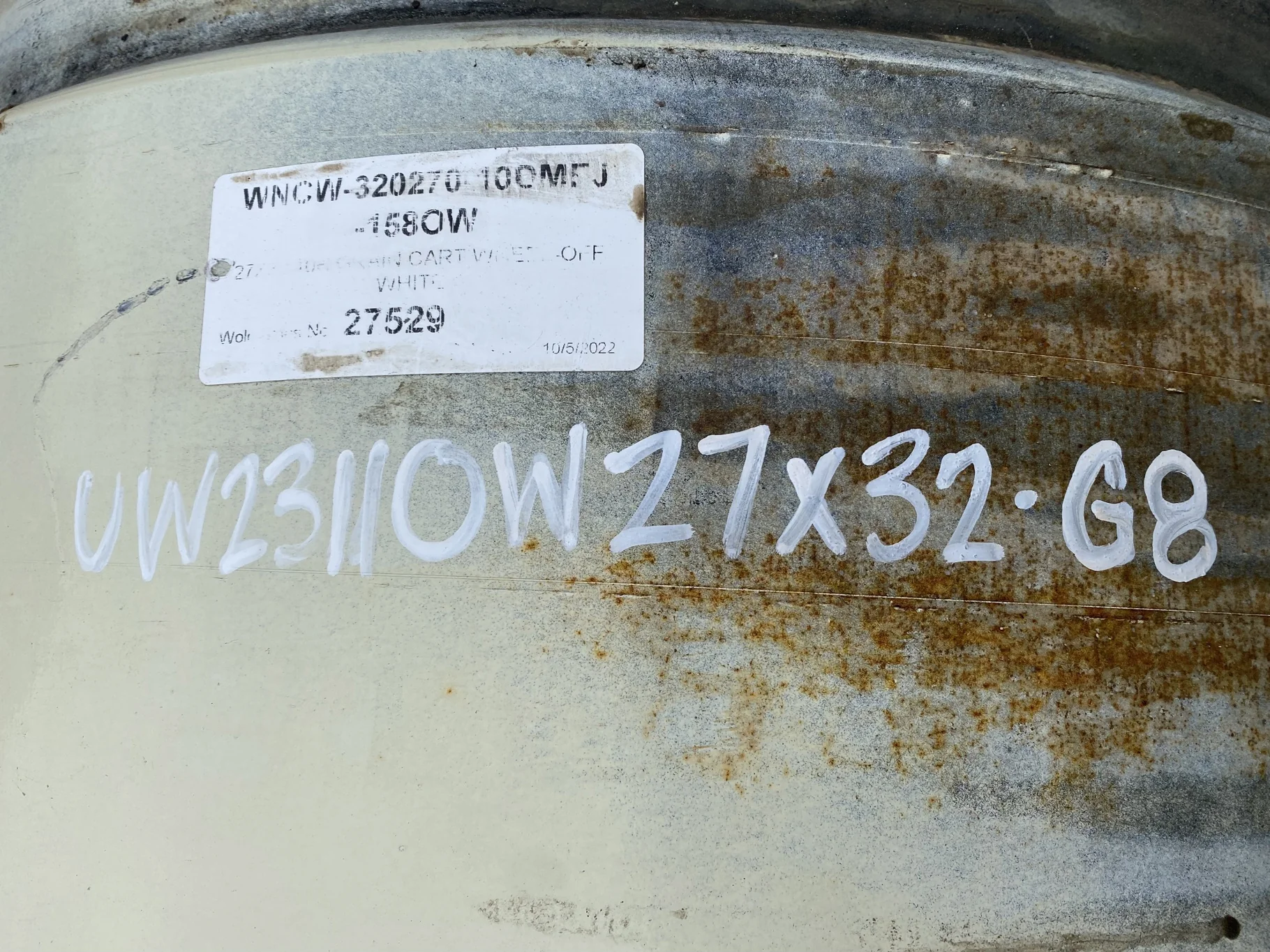 Used 27 X 32 Off White Grain Cart wheel 10-13.19-11.07-1.50IN Scratches ) image 6