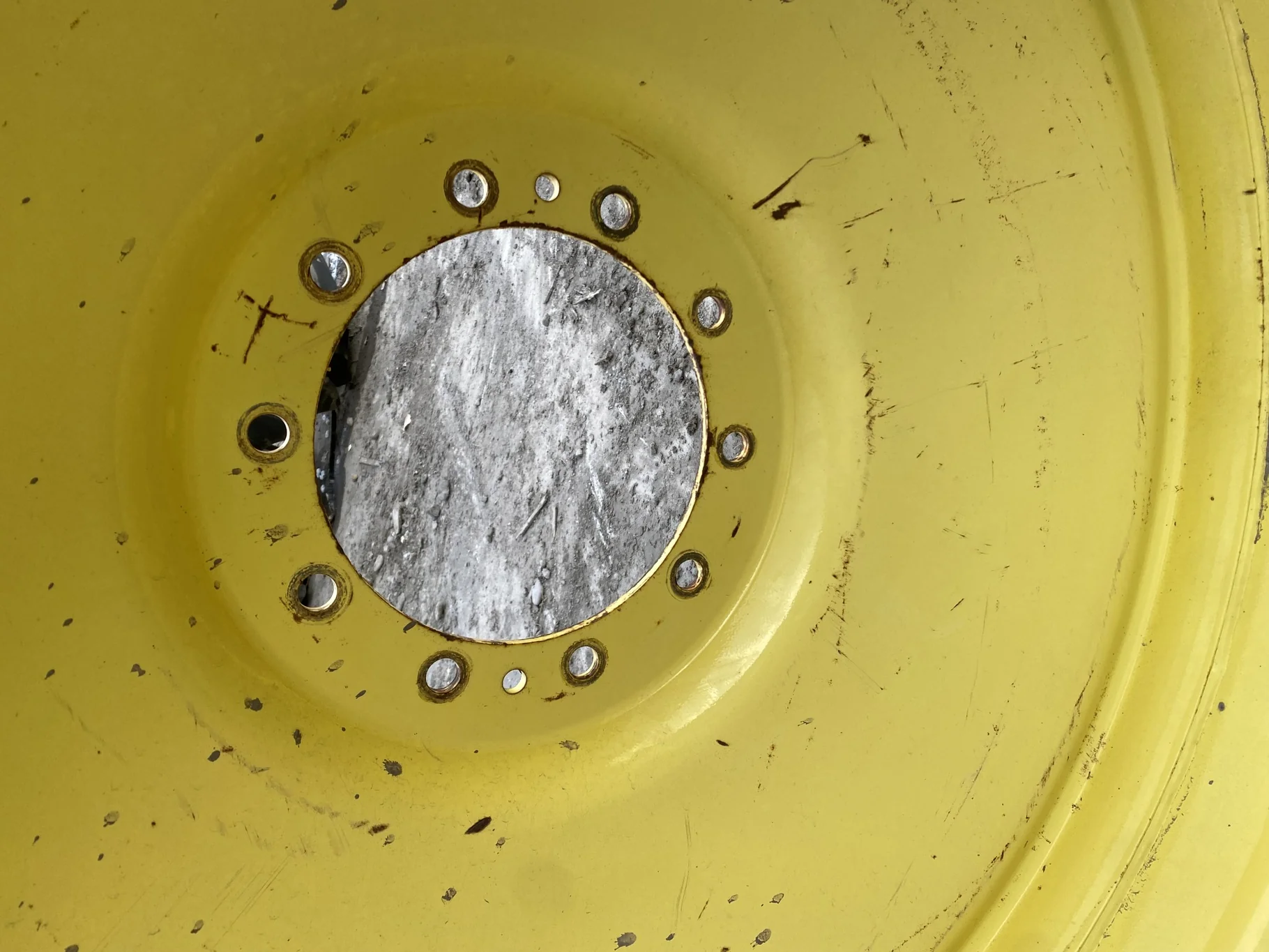 Used 16 X 46 JD yellow 10 dual wheel ( 10-13-11) Faded paint, rust, gashes/scratches, bent lip image 2