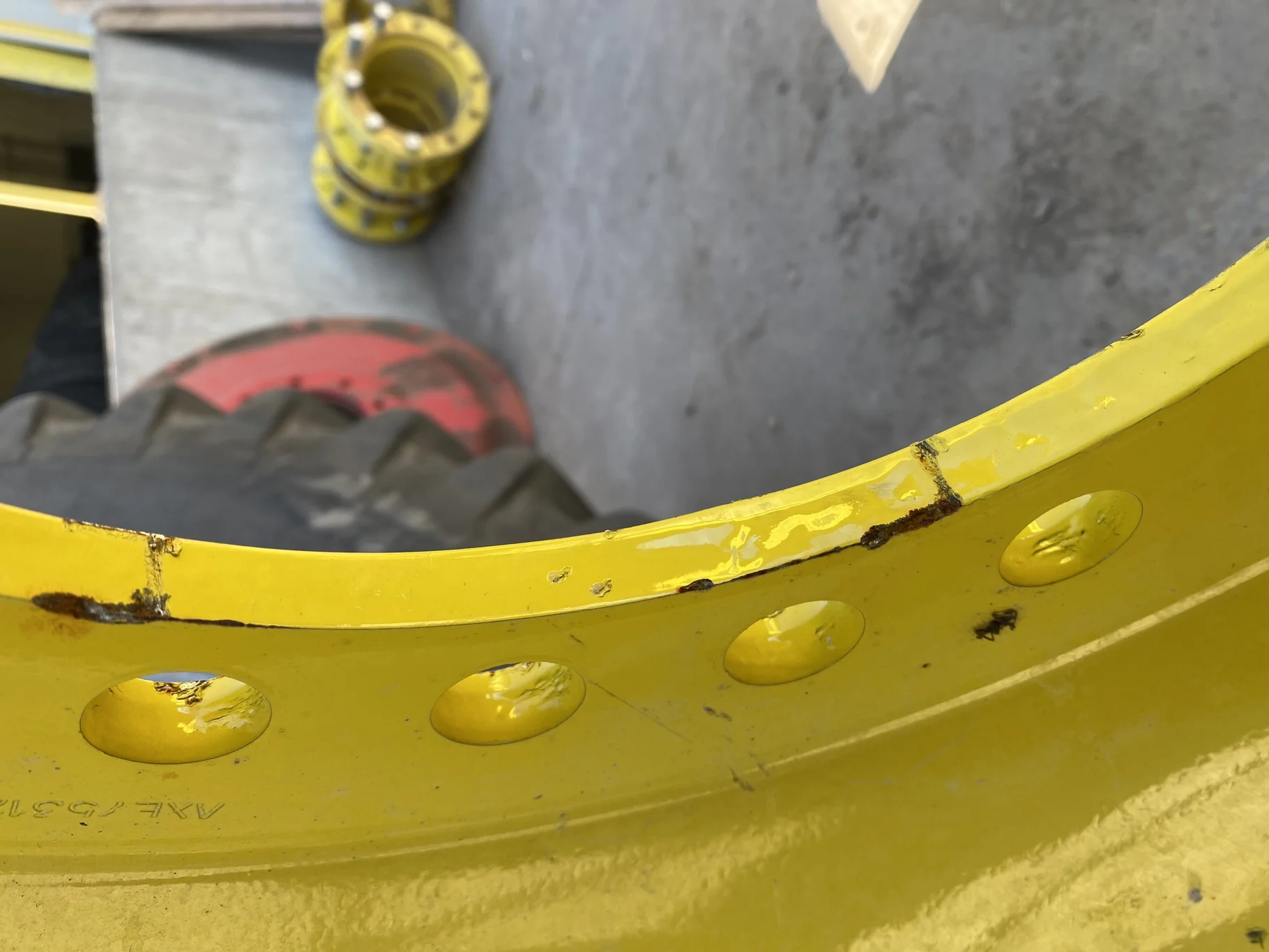 Used 18 X 42 John Deere Inside Dolly Dual  ( Gashes, Scuffs, Rust Spots) image 10