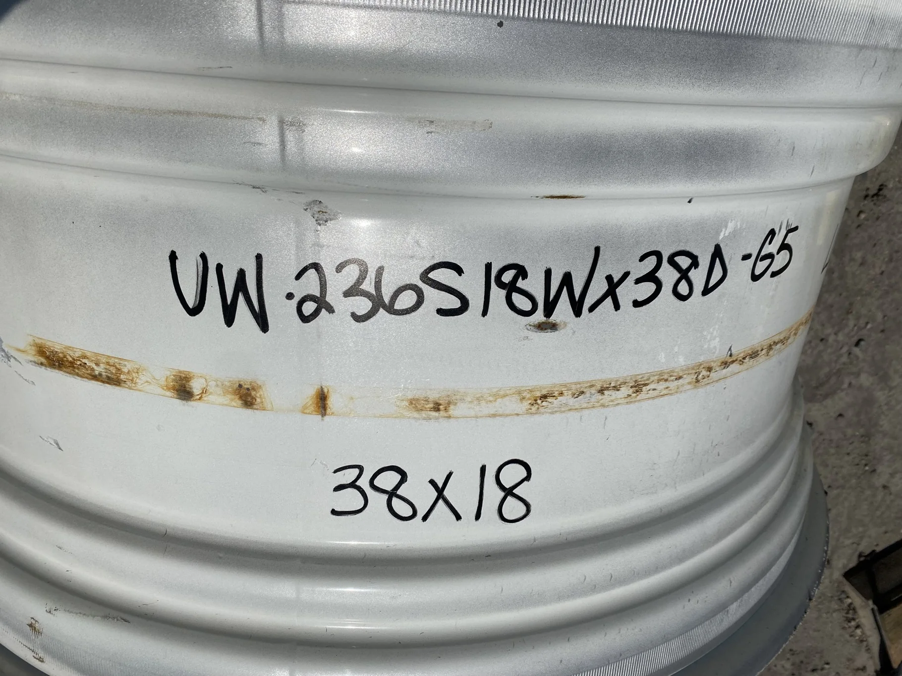 Used 18 X 38 Case Silver Sprayer Wheel 10 Bolt (.938) Sprayer Wheel (10-14.567-12.44) -4.88 offset ( image 2