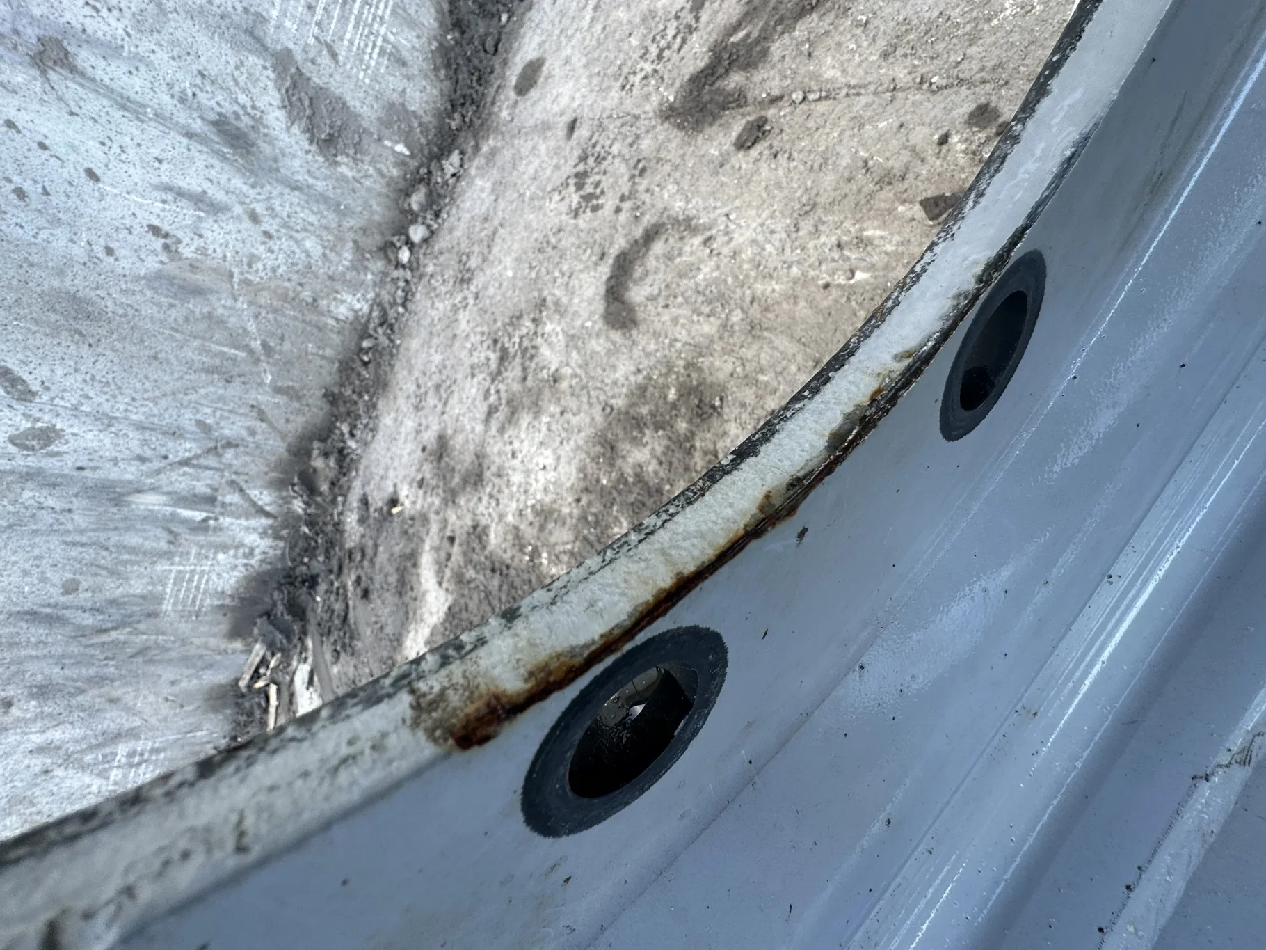 Used 23 X 38 Agco Gray dual wheel 12-15.625-13.75 (Scratches, Rust Spots) image 6
