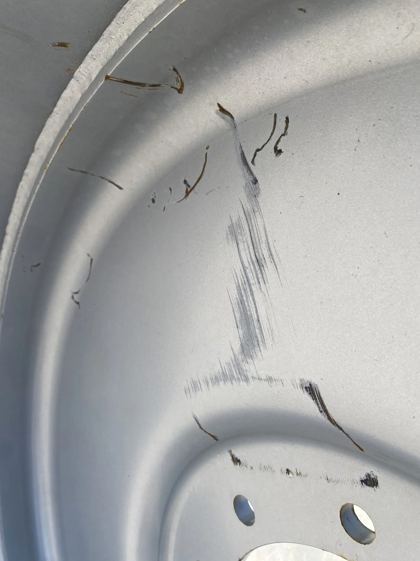 Used 18 X 38 (10-13-11) CIH Silver Wheel  (Gashes; rust; Chipped paint) image 3